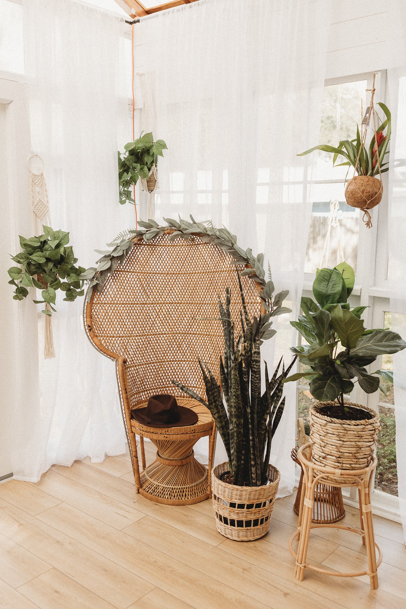 Tampa Florida Greenhouse Studio