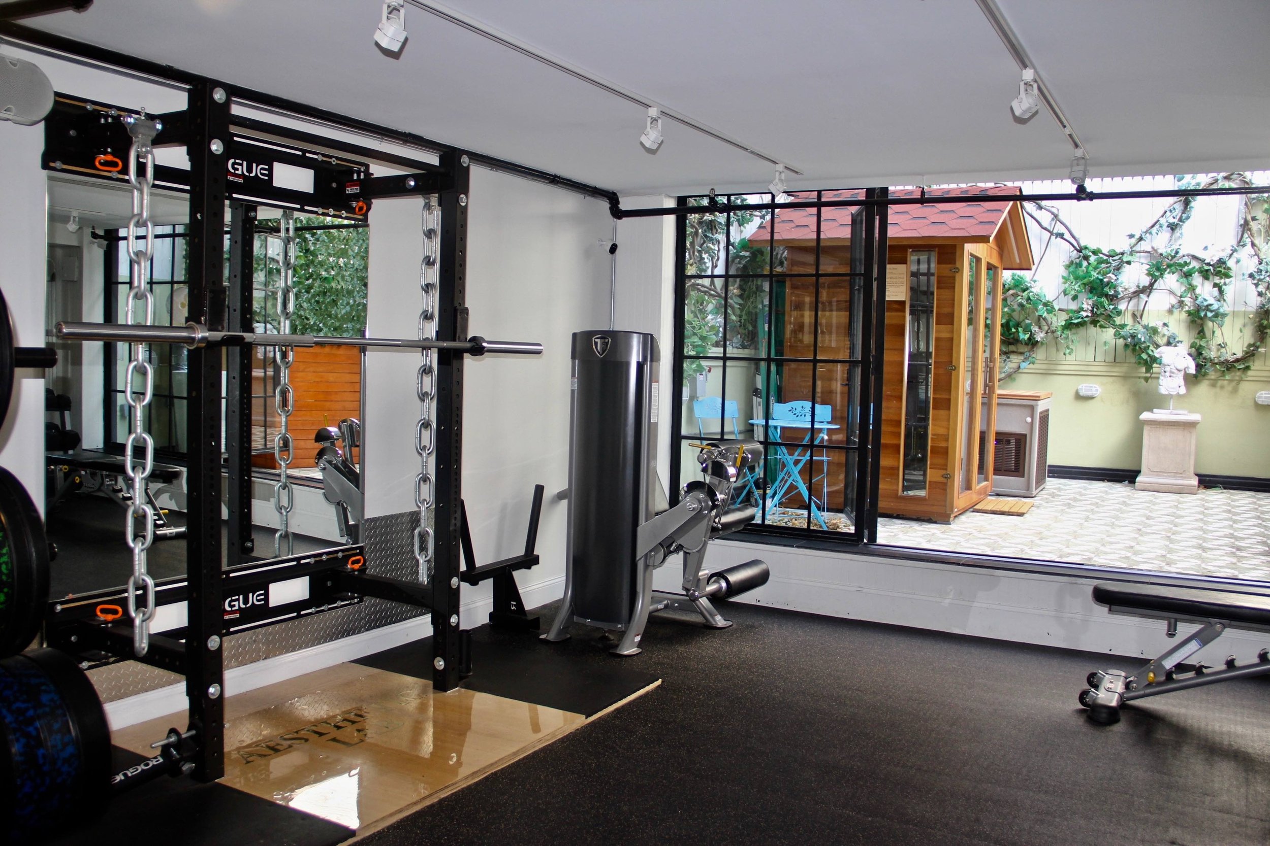 Aesthetic Lab / Personal Training Gym