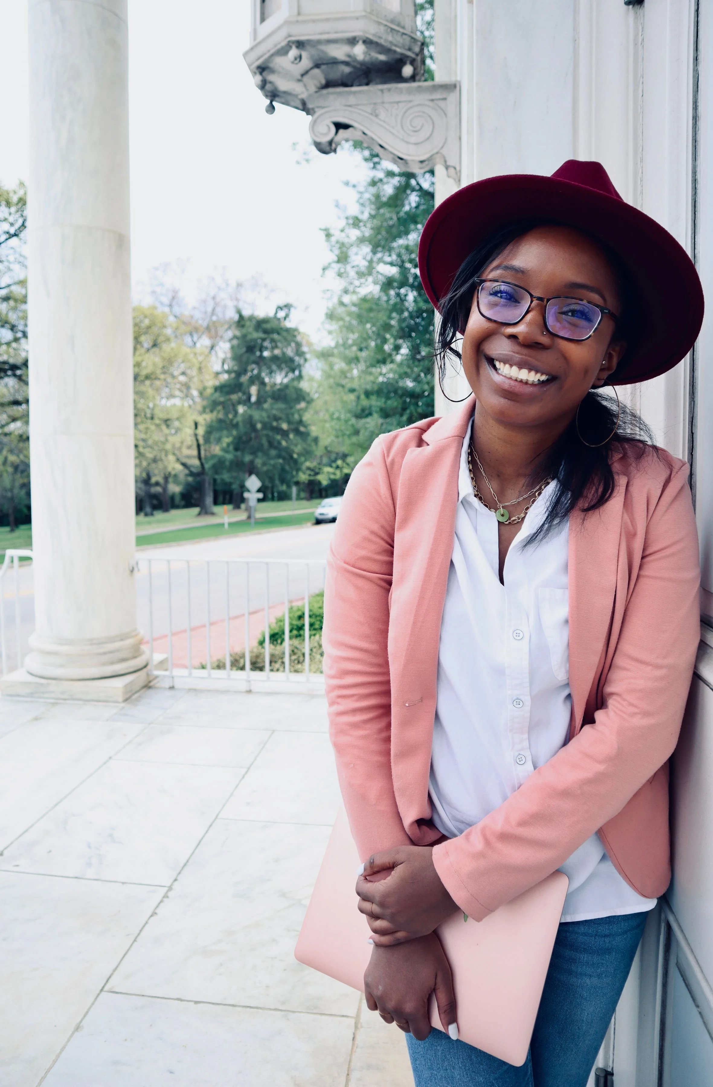 About Erica as a Consultant and Trained Therapist — It's Erica Kendra