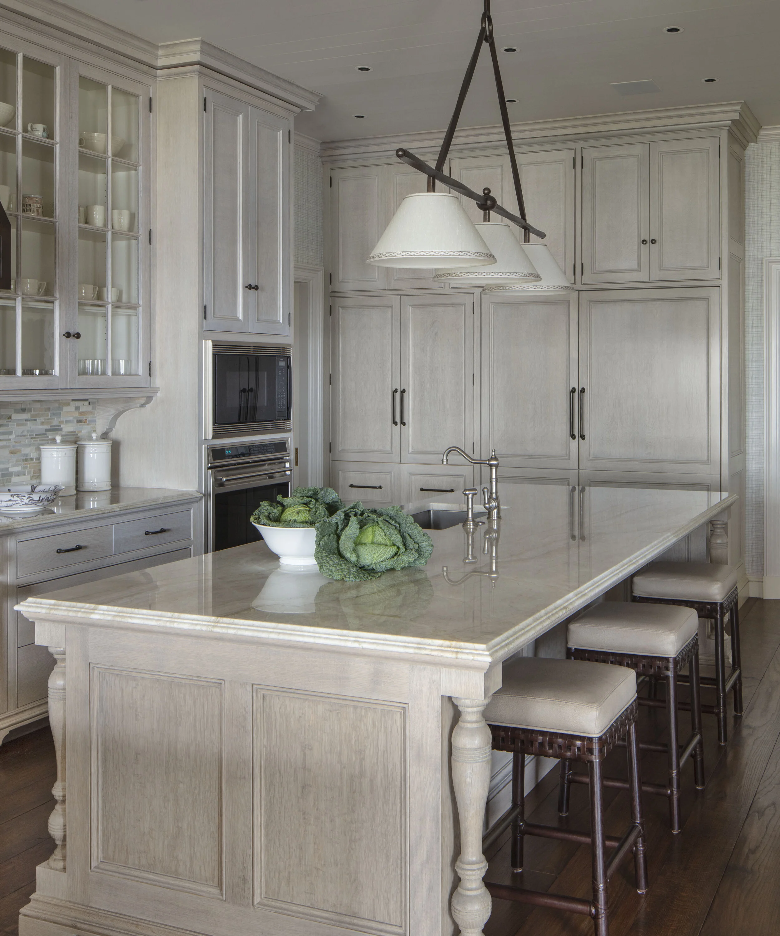 Georgian home in Greenwich CT, kitchen island detail