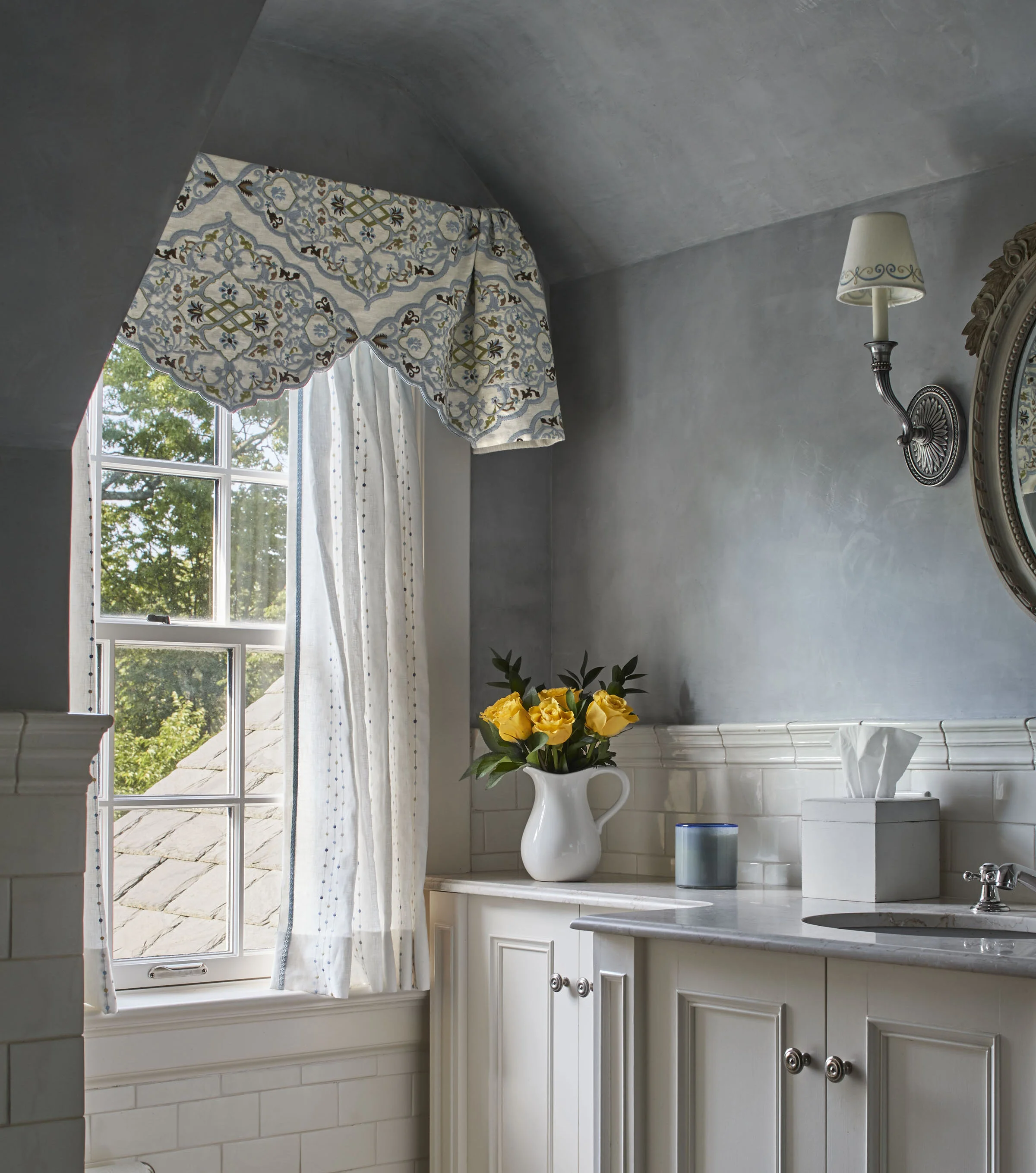 Georgian colonial home in Greenwich CT, bathroom steam shower detail
