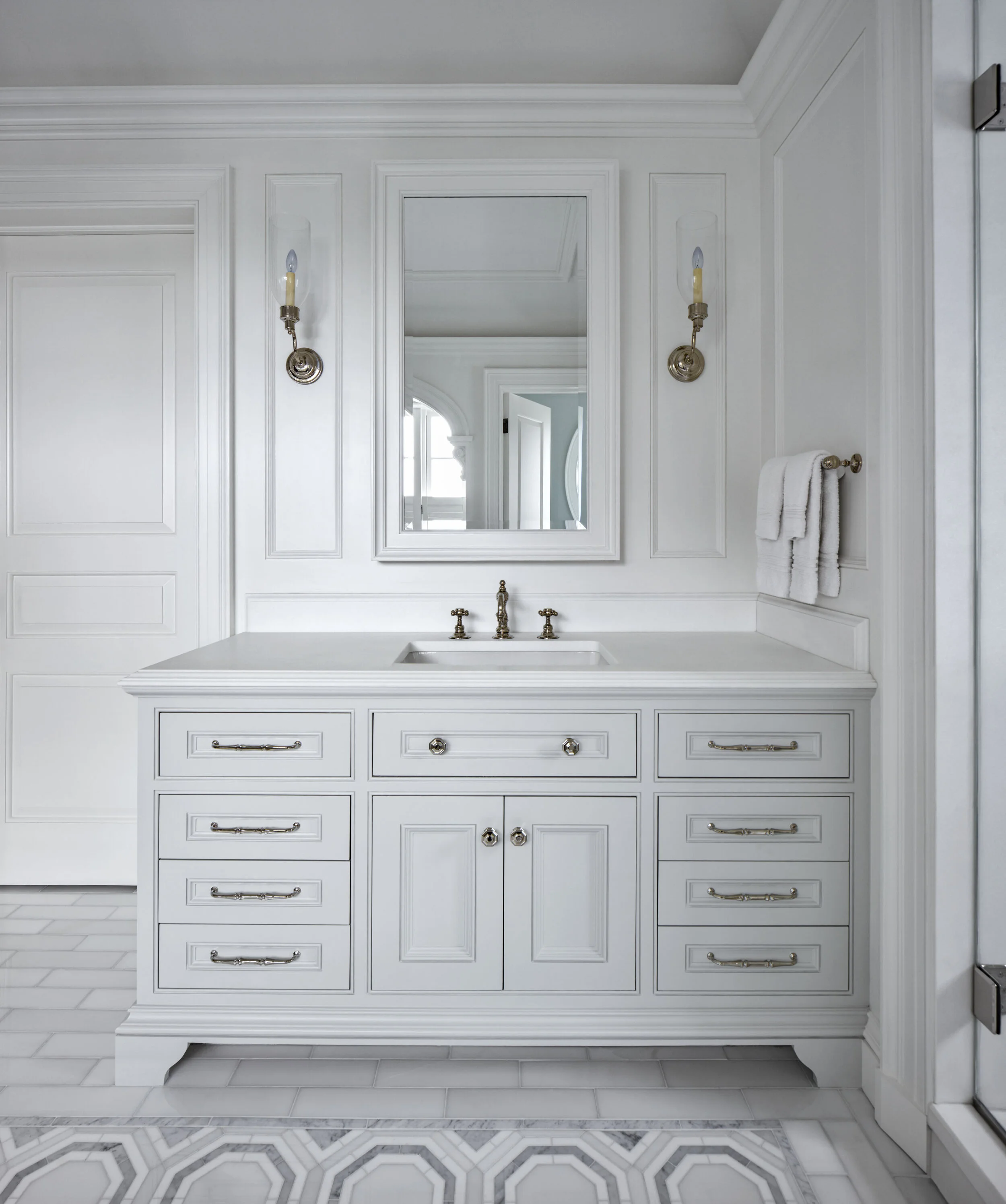 Georgian home in Greenwich CT, bathroom soaking tub
