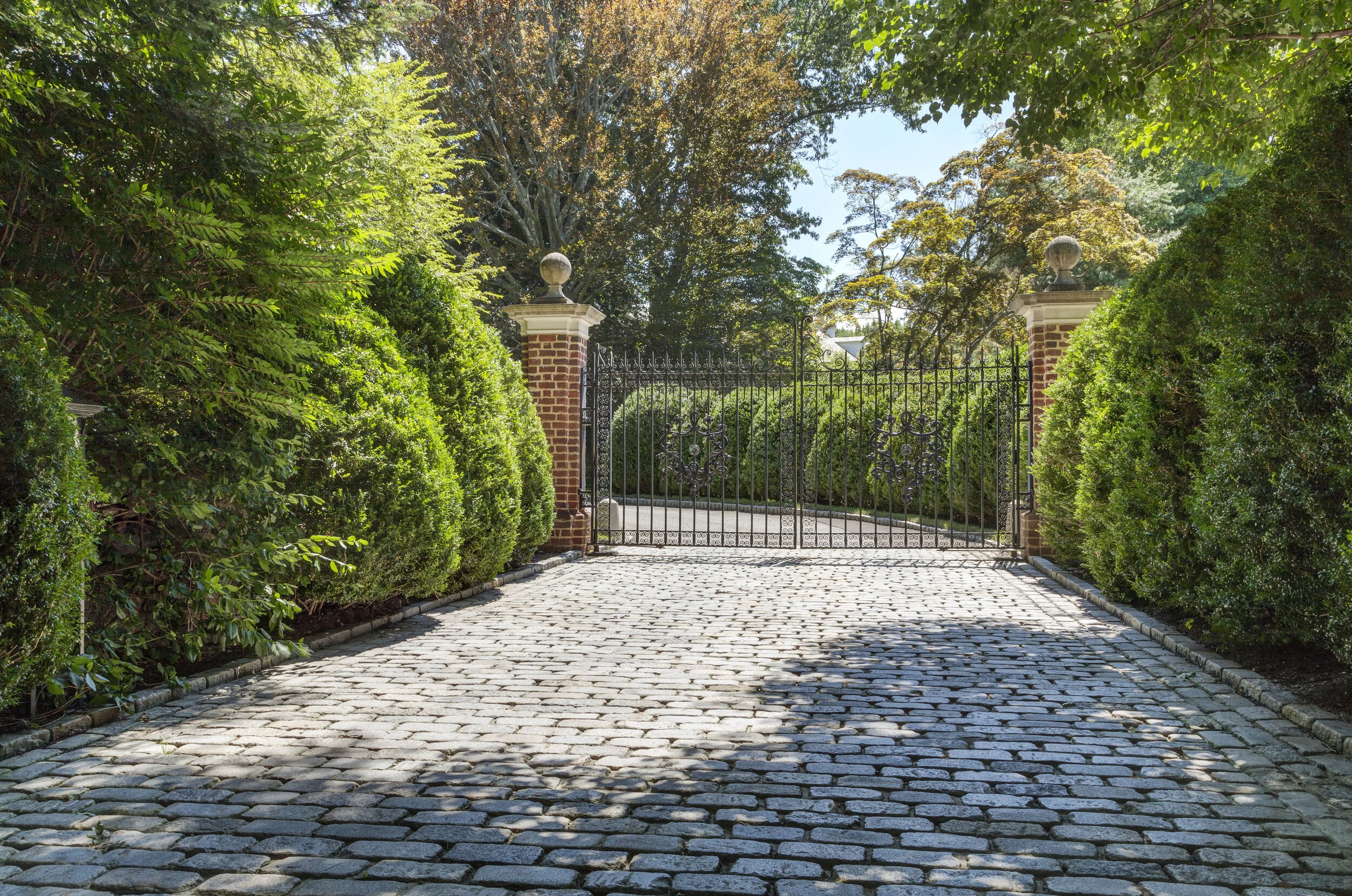 Georgian home in Greenwich CT, garden gate