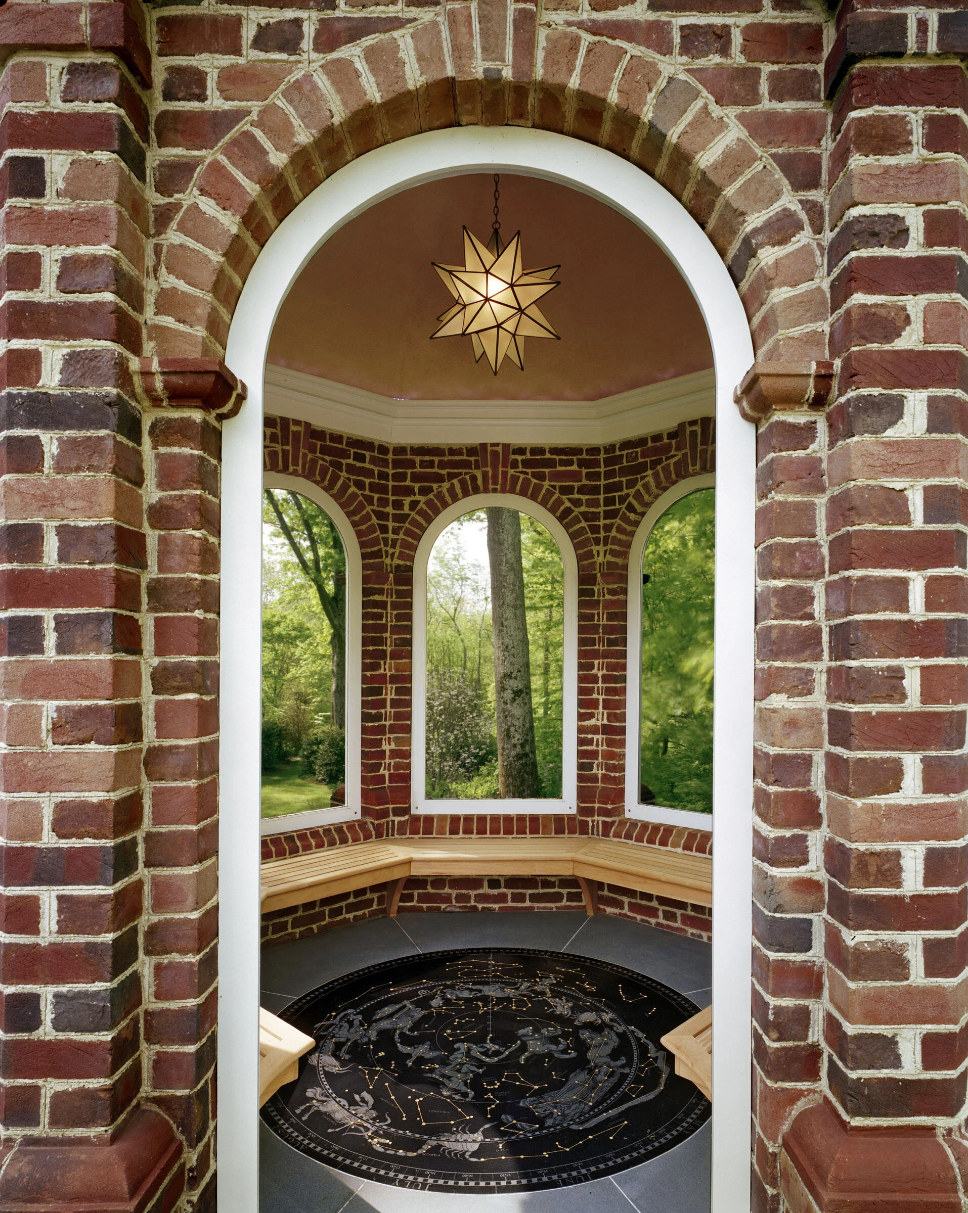 Tudor home in Greenwich CT, outdoor courtyard detail
