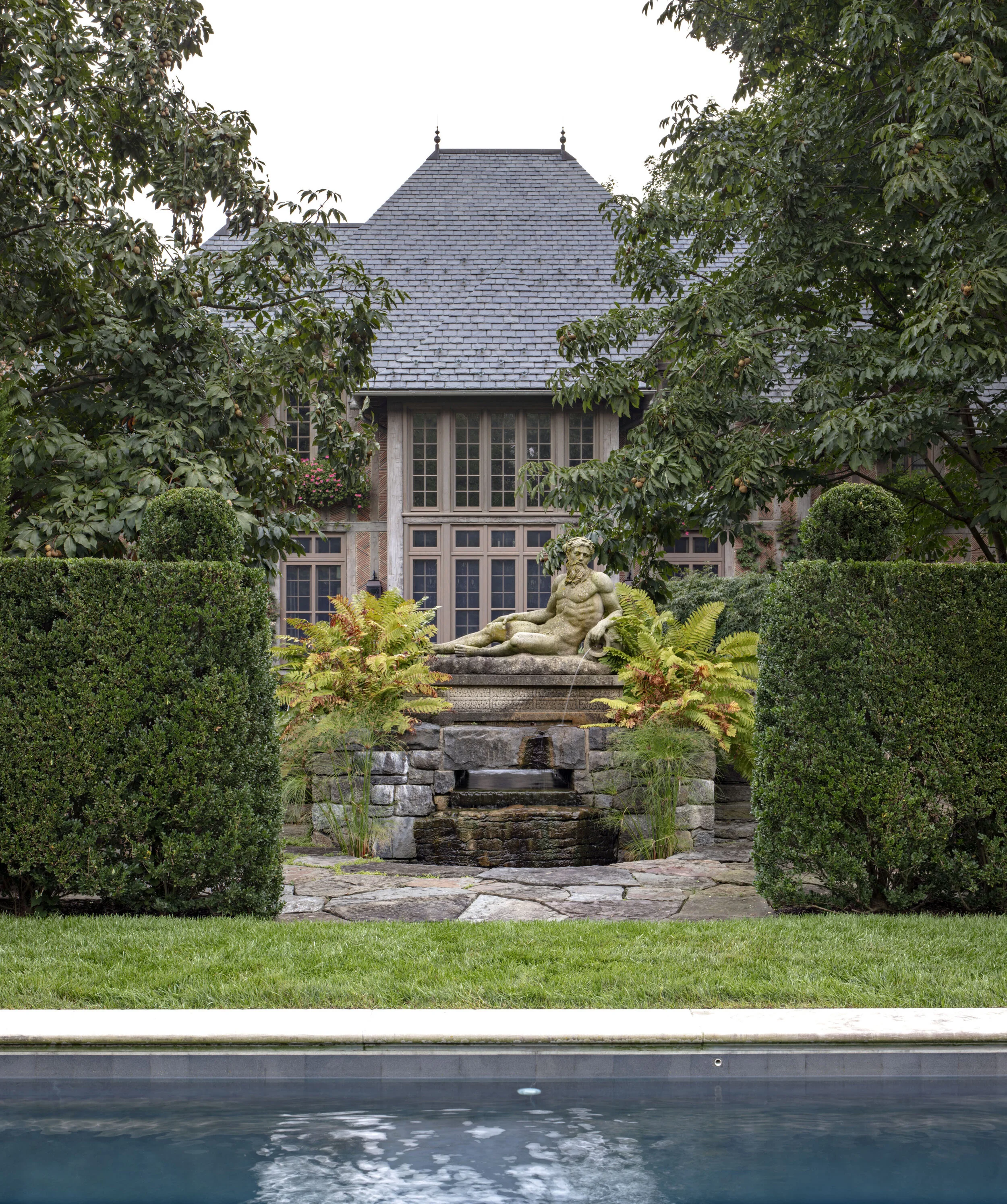 Georgian colonial home in Greenwich CT, outdoor balcony