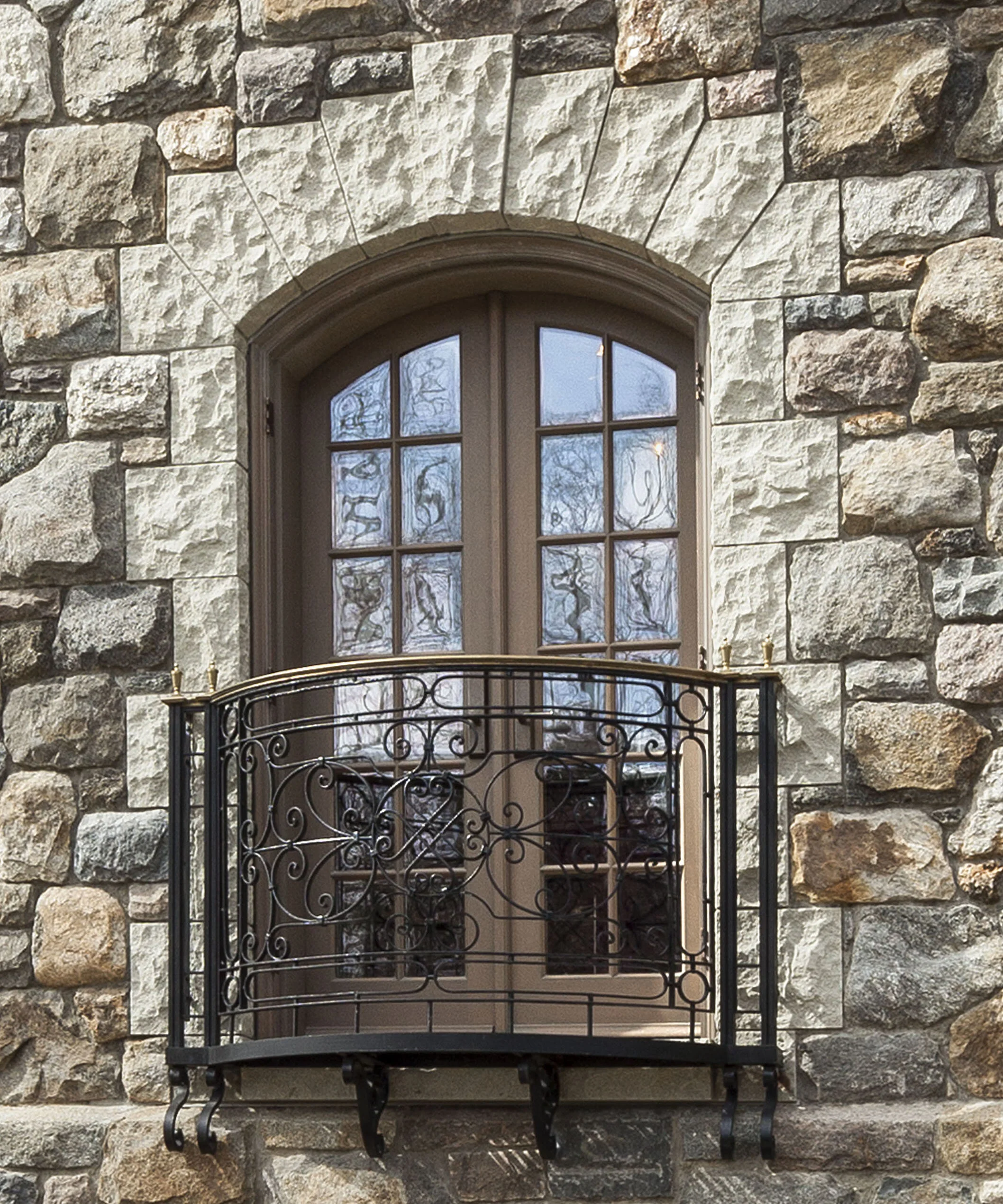 Tudor home in Greenwich CT, oriel window detail