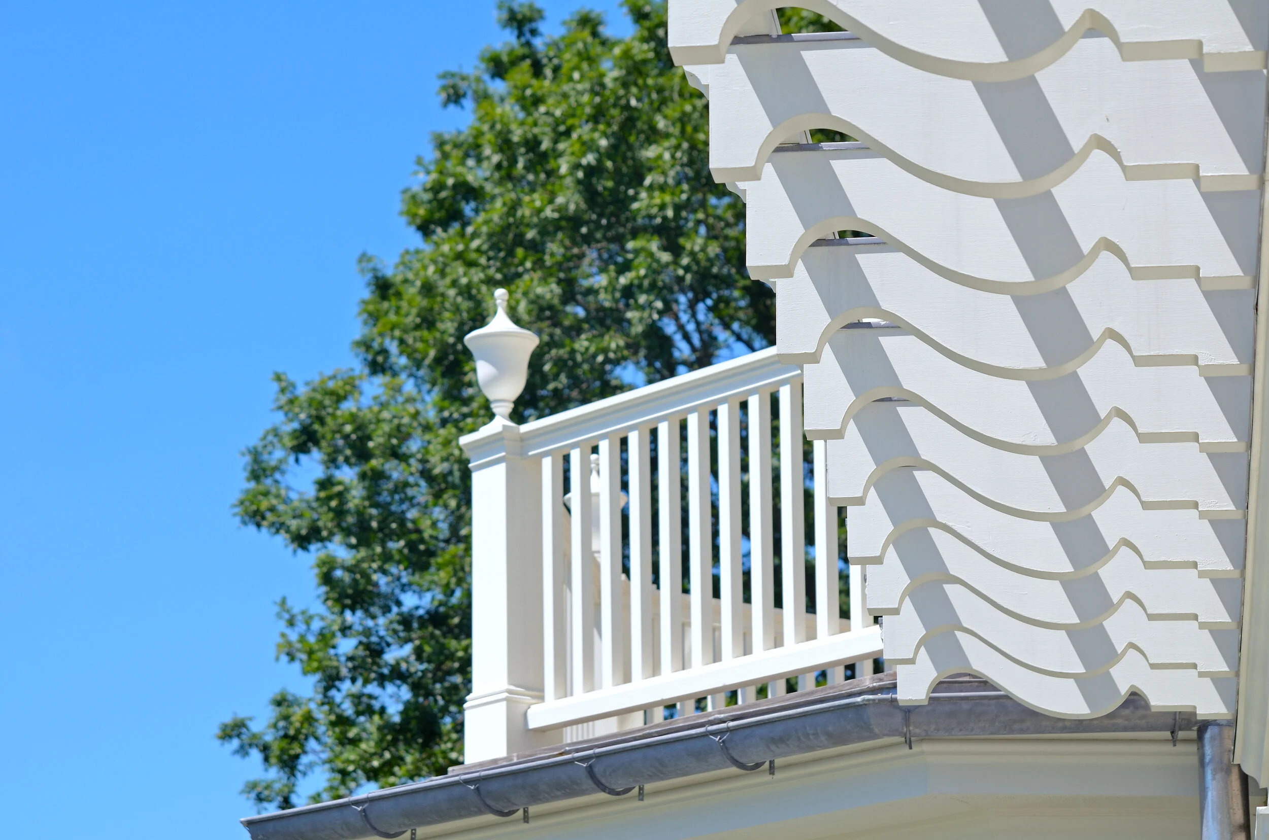 Georgian home in Greenwich CT, exterior brick facade detail