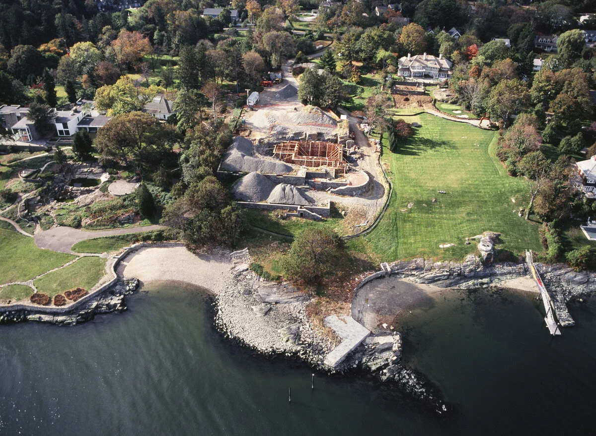 Be Aware of Extras when Managing the Cost of a Waterfront Build