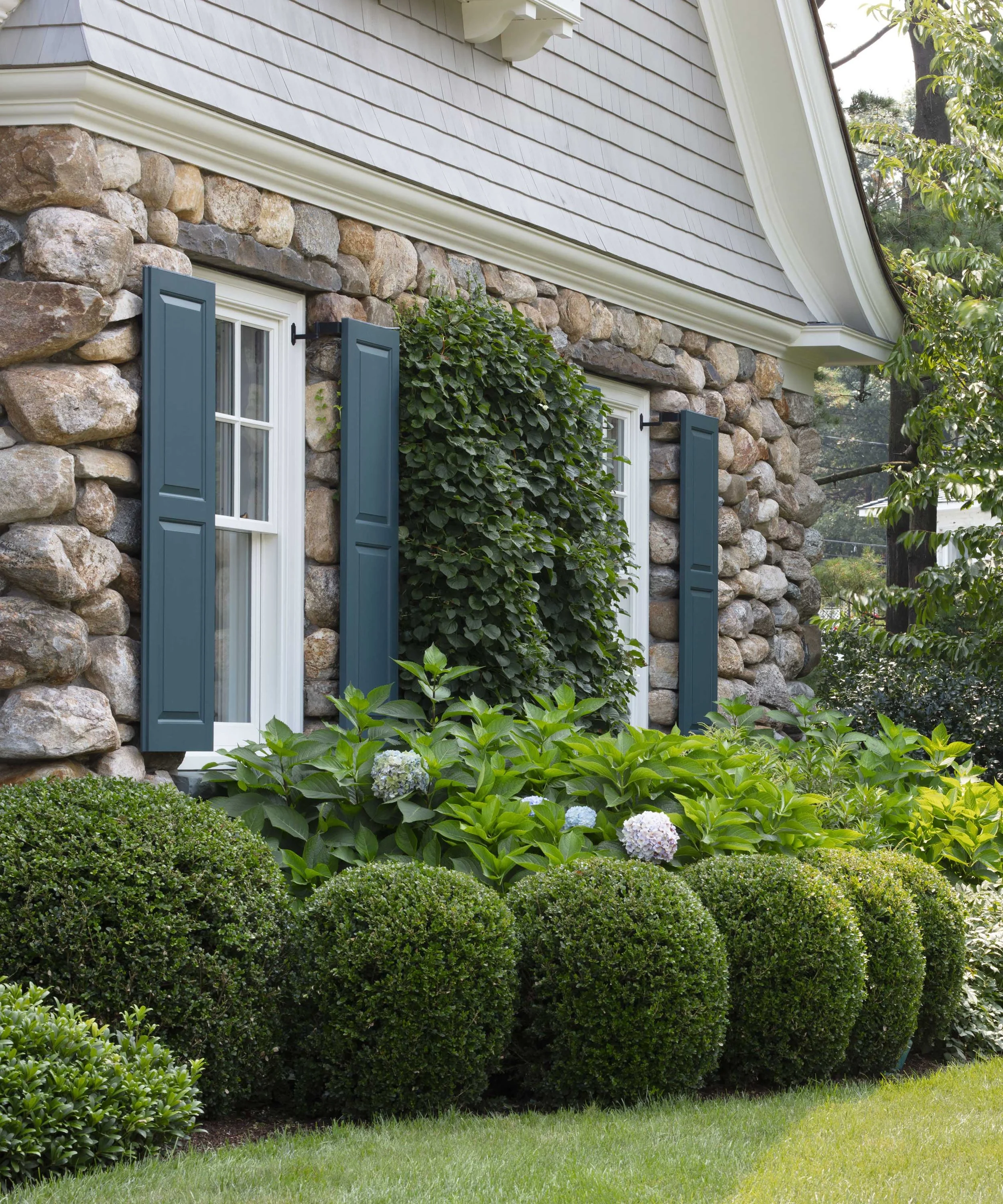 18b - Shingle Style Residence - Rustic Stones.jpg
