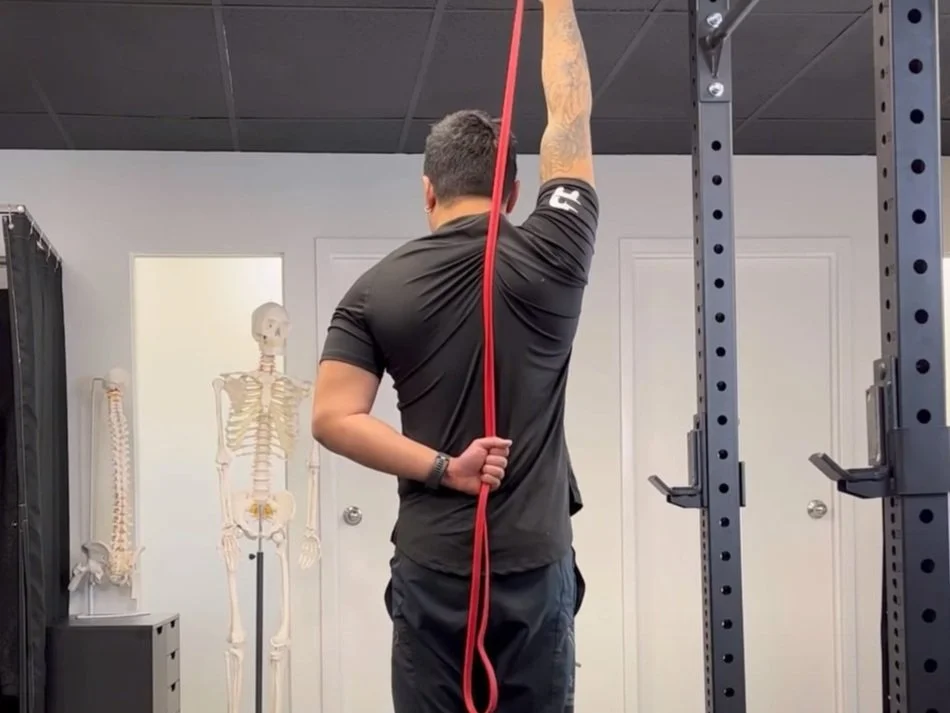 triceps overhead arm stretch Shoulder Elastic Band Triceps Shoulder Tricep Exercises Using