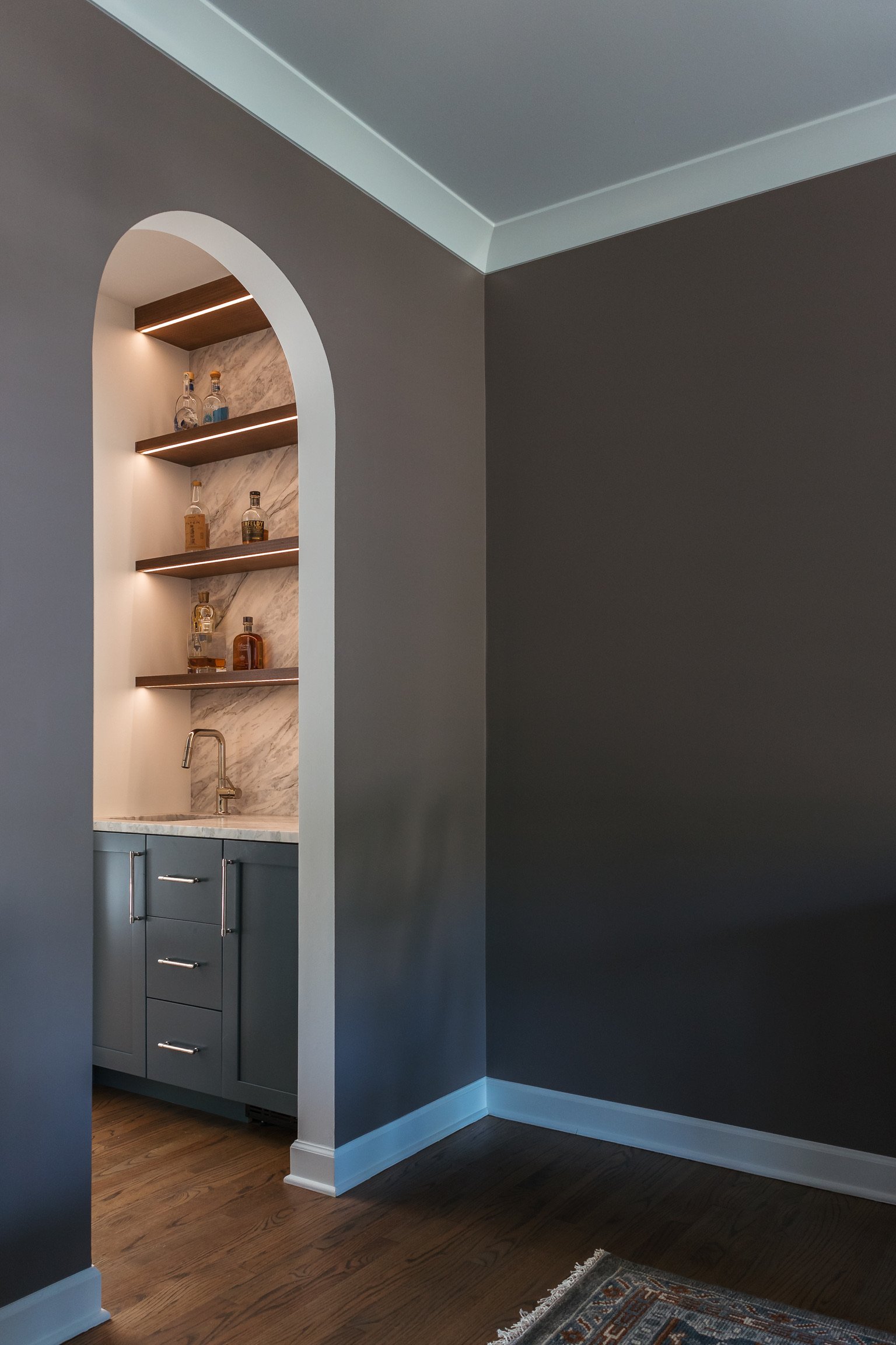 artesian-designs-butlers-pantry-bar-arch-smoked-oyster.jpg