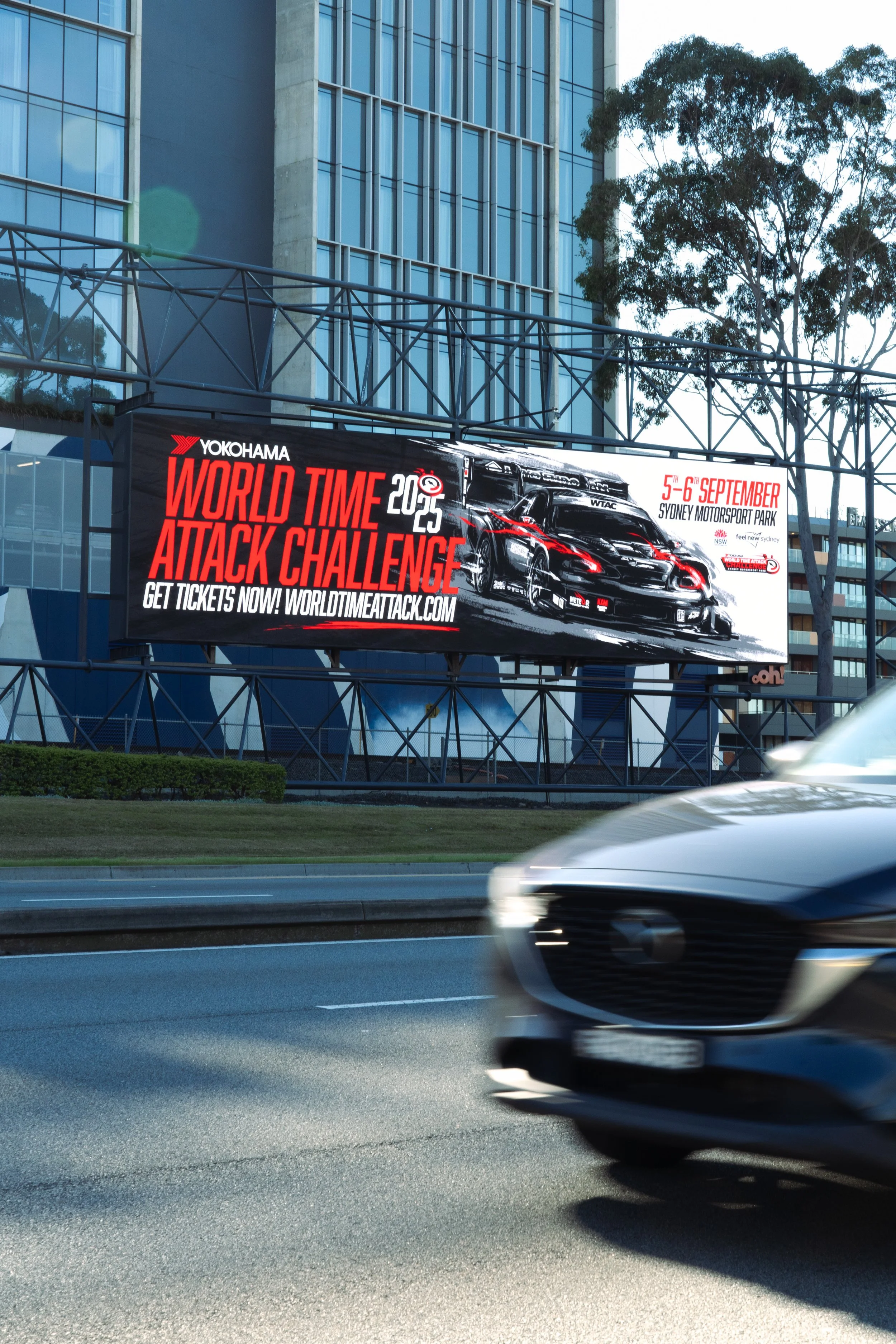 WTAC25_SydAirportBillboard-6.jpg