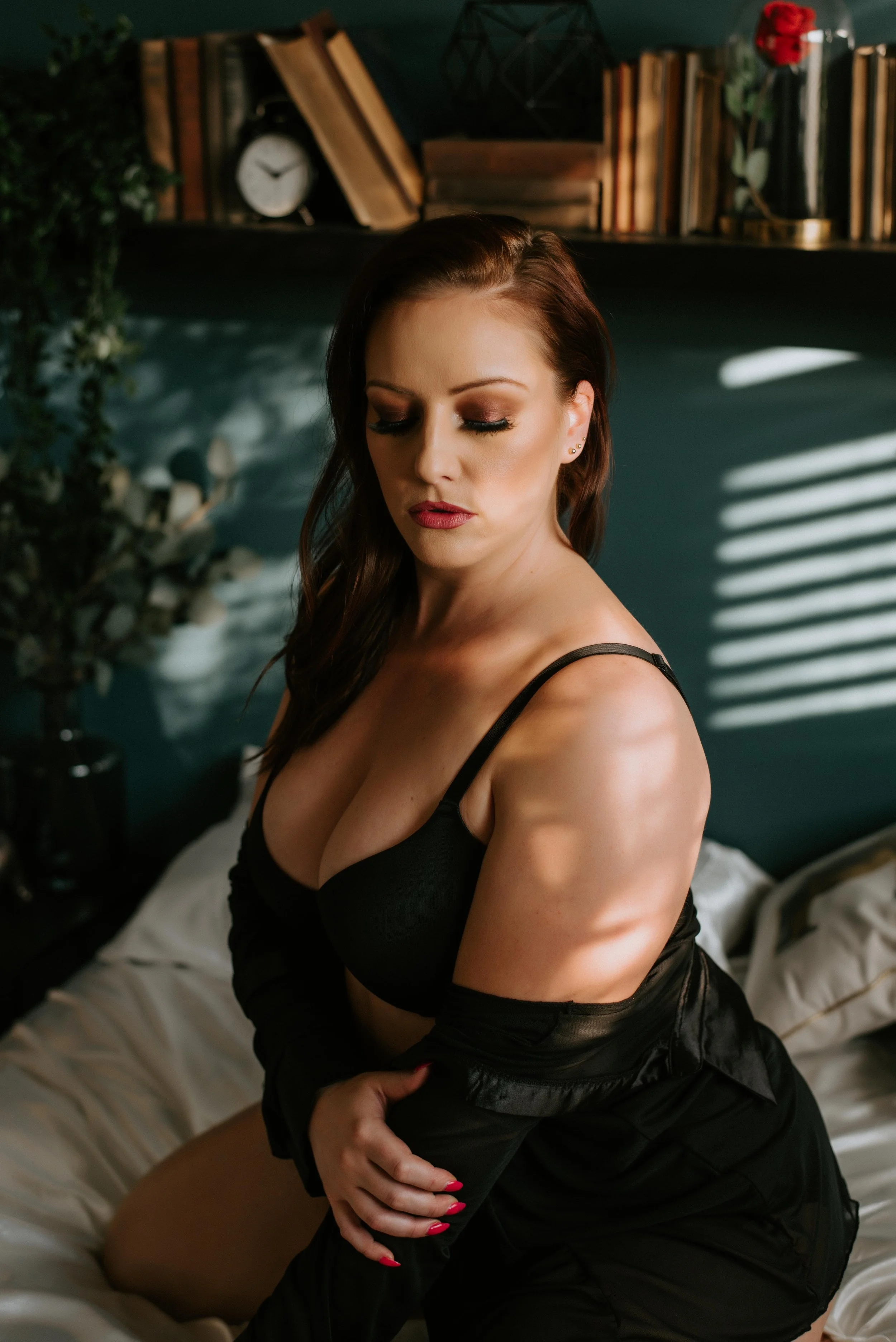 Why I recommend professional hair and makeup.