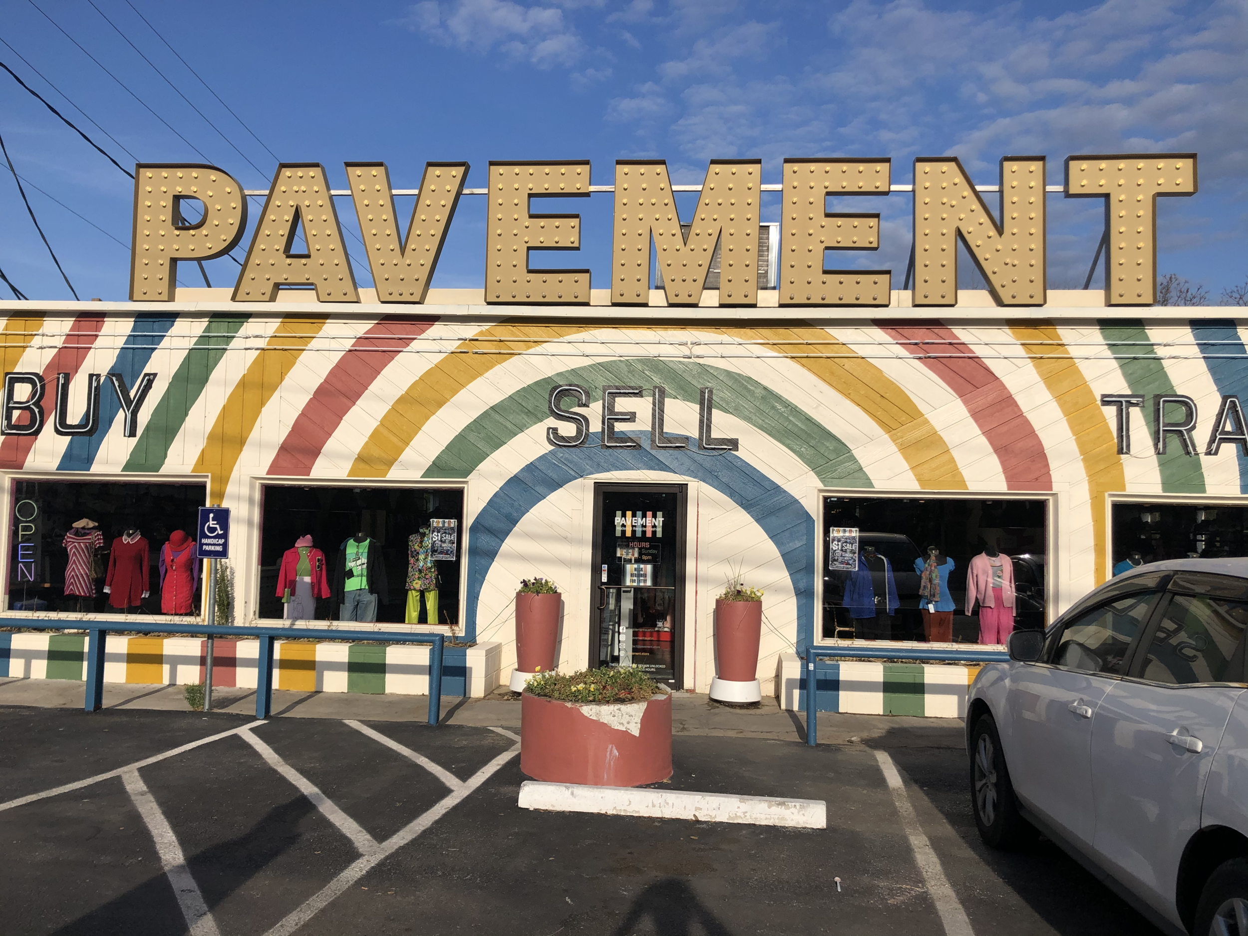 Doesn’t this thrift shop look cool?