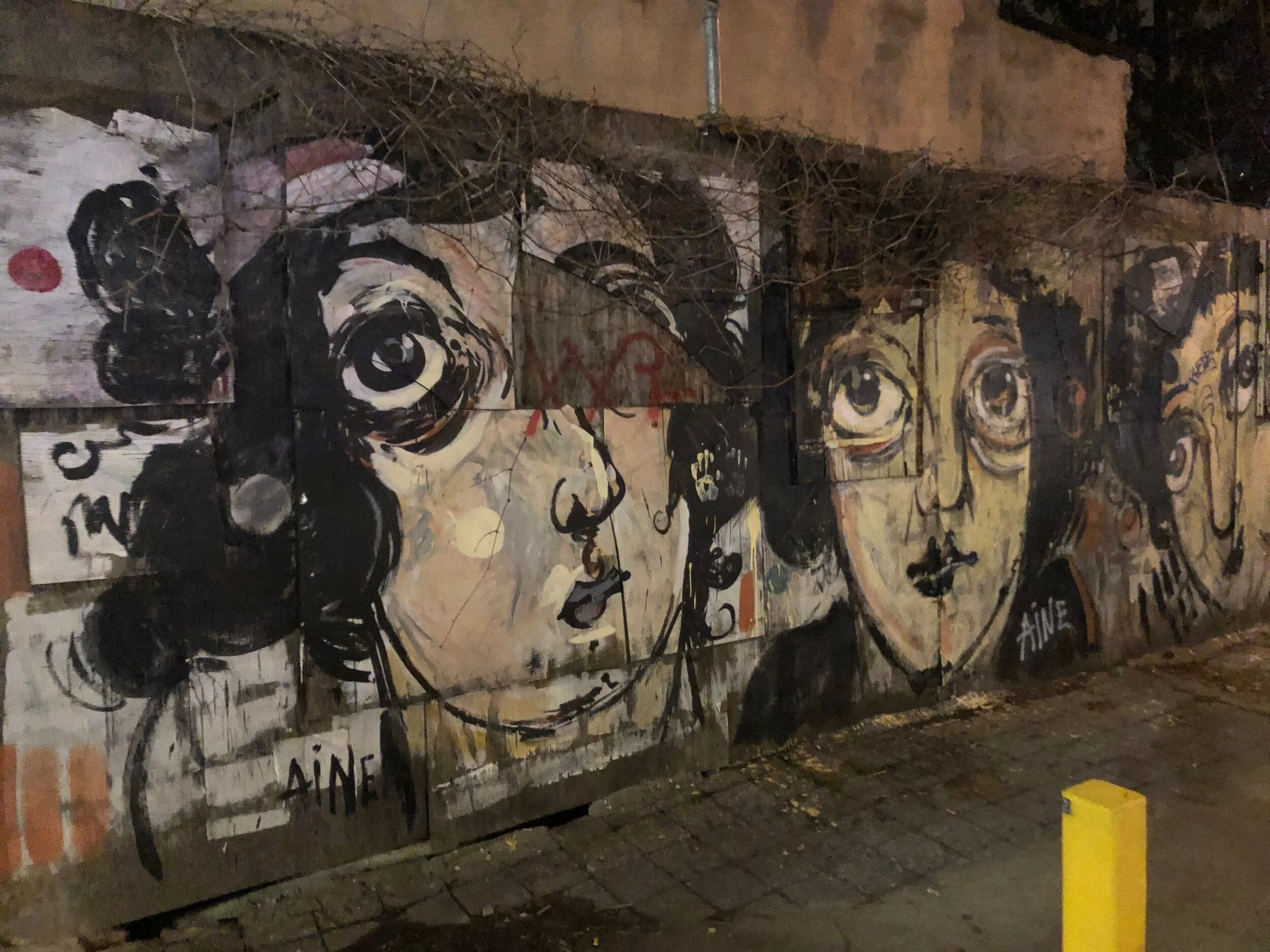 Creepy cool mural I saw on the way home