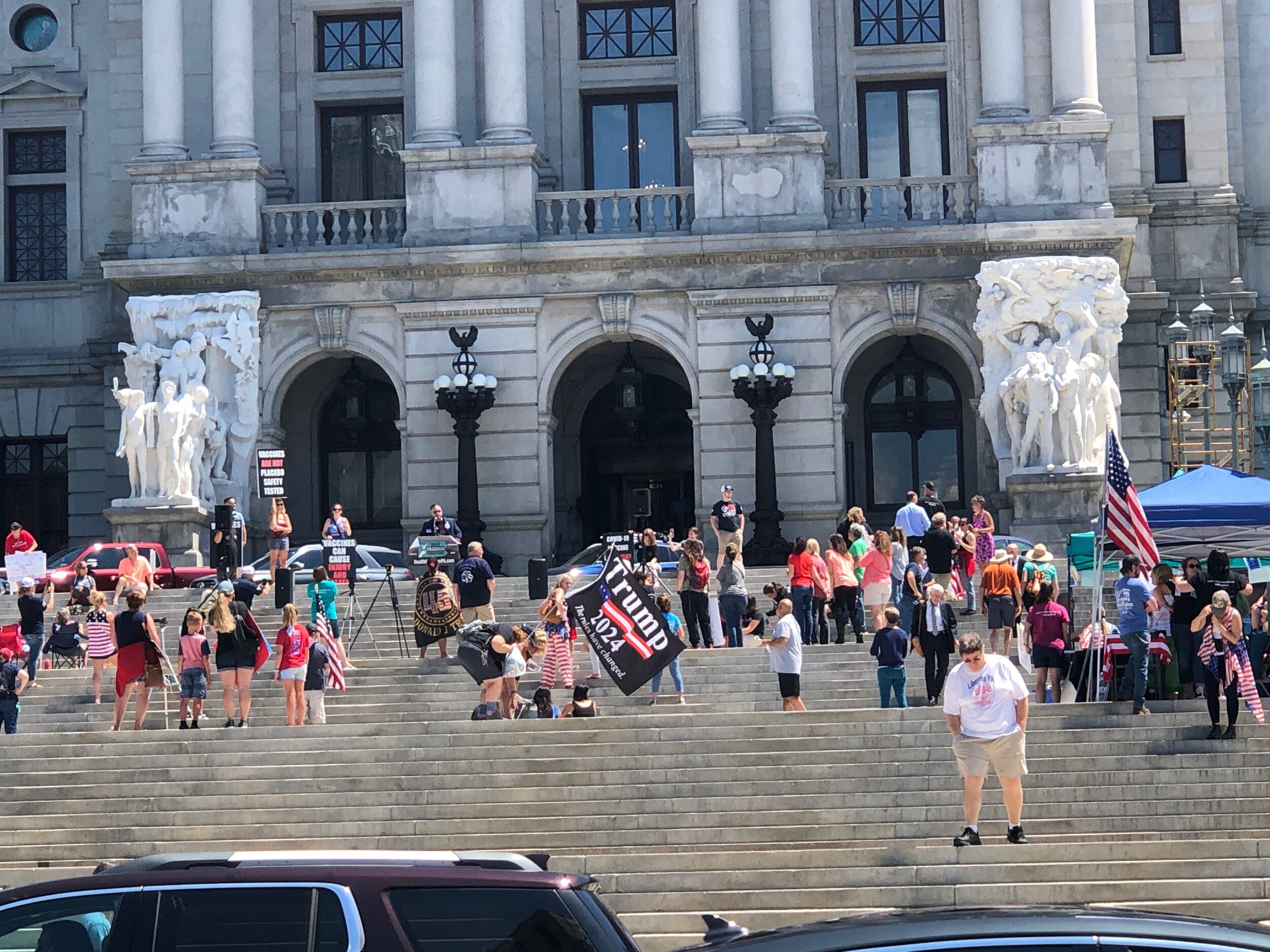 trump rally.jpeg