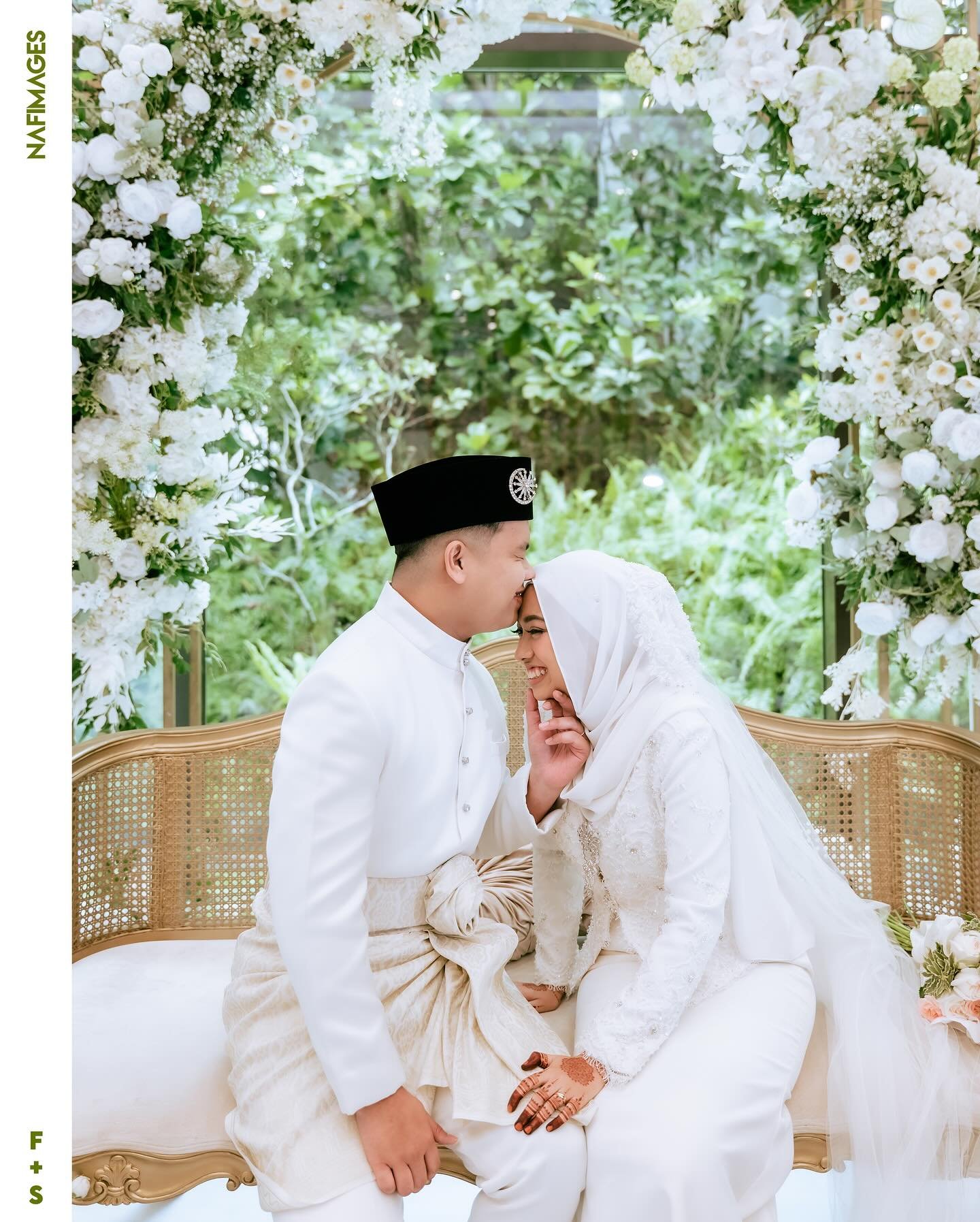 Capturing the beautiful moments of Fathurahman &amp; Solehah&rsquo;s wedding was a joy for our photographers, Fadly &amp; Amin. 

With 8 hours of dedicated coverage, every cherished memory was preserved. Interested in our photography packages? Reach 