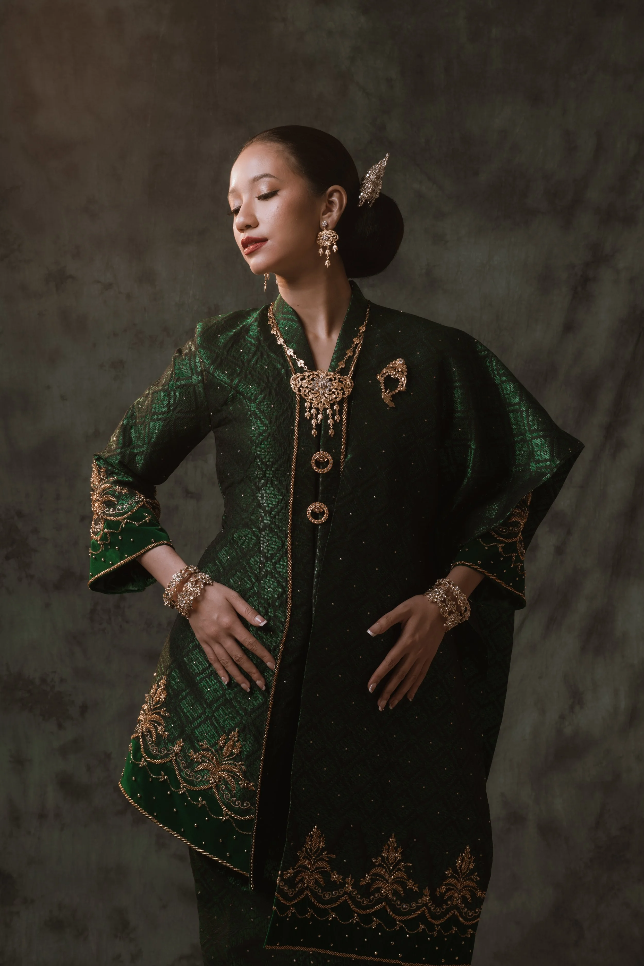 PUTIH SONGKET-65.jpg