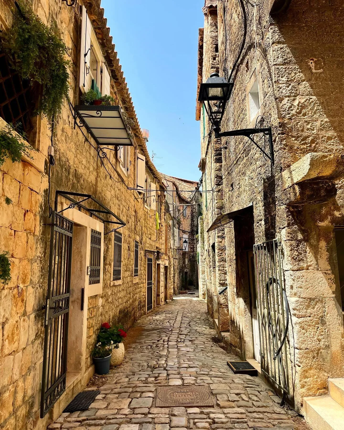A highlight from touring around Split.

Interacting with the locals and taking in the history and architecture was super fun. In this snap I got to witness one of Split&rsquo;s busy streets, completely desolate.

What do you think, creepy or beautifu