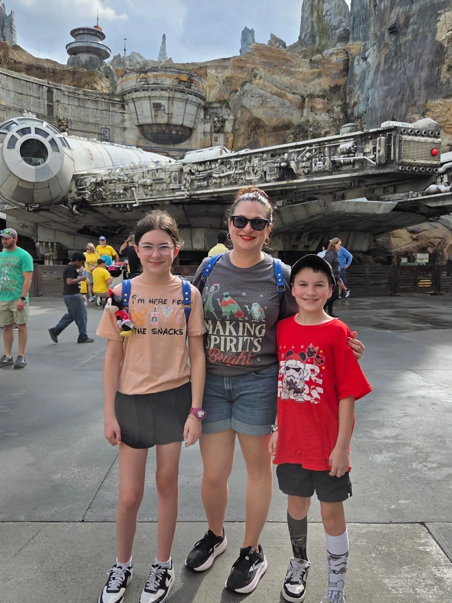 Back home after spending nearly a week in Disney World with my dad, step-mom, sister and our families. 

It's been a wonderful break in the action that felt like it was non-stop with hitting up 4 parks in 5 days. 

I consider myself to be a bit of a 