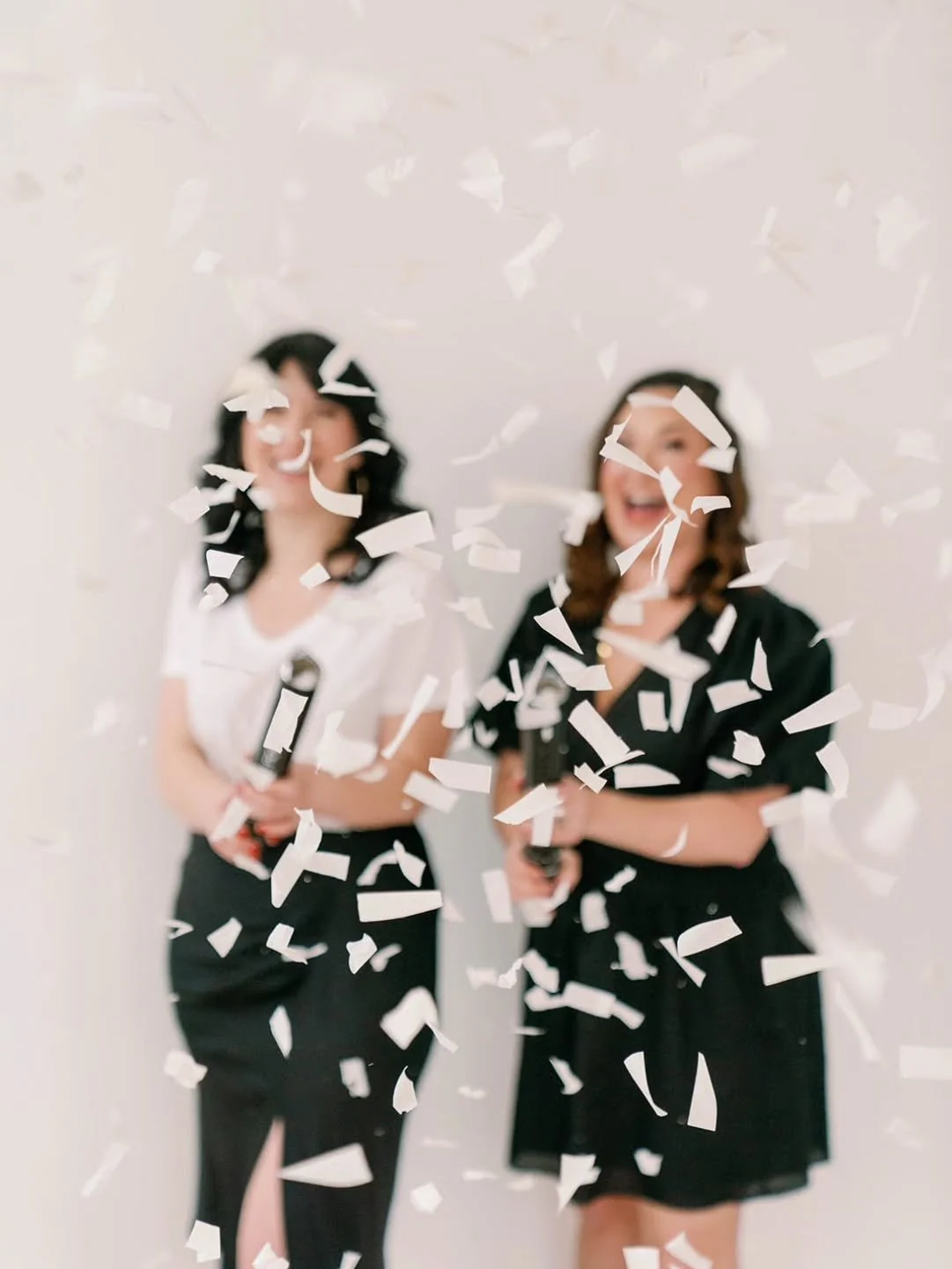 Happy New Year!

Cheers to a fabulous 2026 filled with love, fun and a ton of laughter.

And to our 2026 couples: We are SO ready to watch you get married!

Cheers, friends! 🥂
Shiloh

Photo: @smithco.photo
Hair and Makeup: @imartistry_

#weddingplan