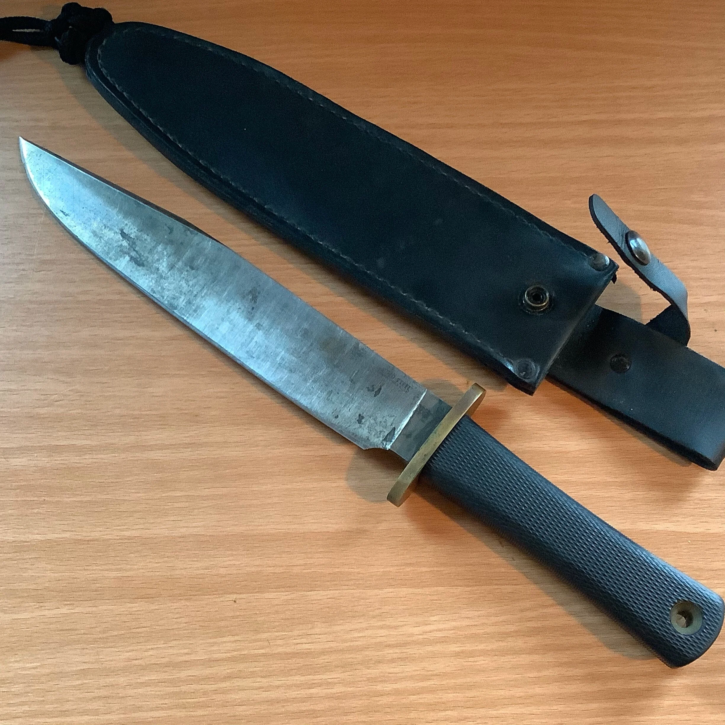 What's The Best Bushcraft Knife?