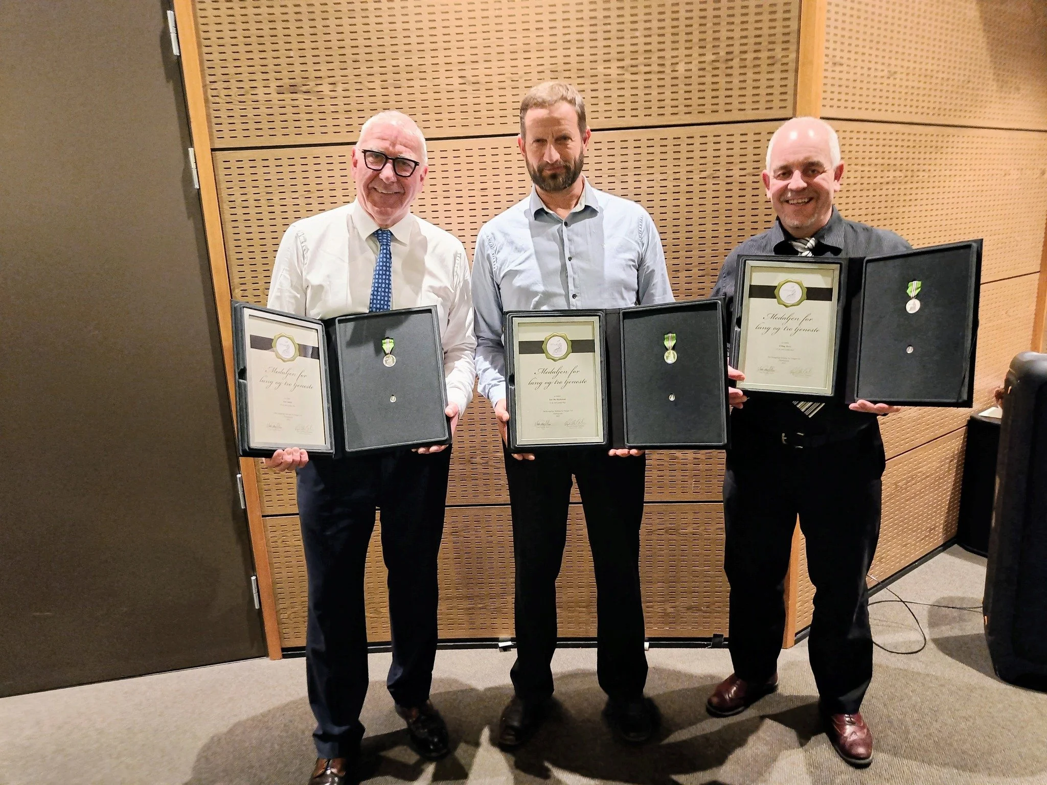 Markering av tre bautaer som har bidratt enormt for bedriften i mer enn 30 år.