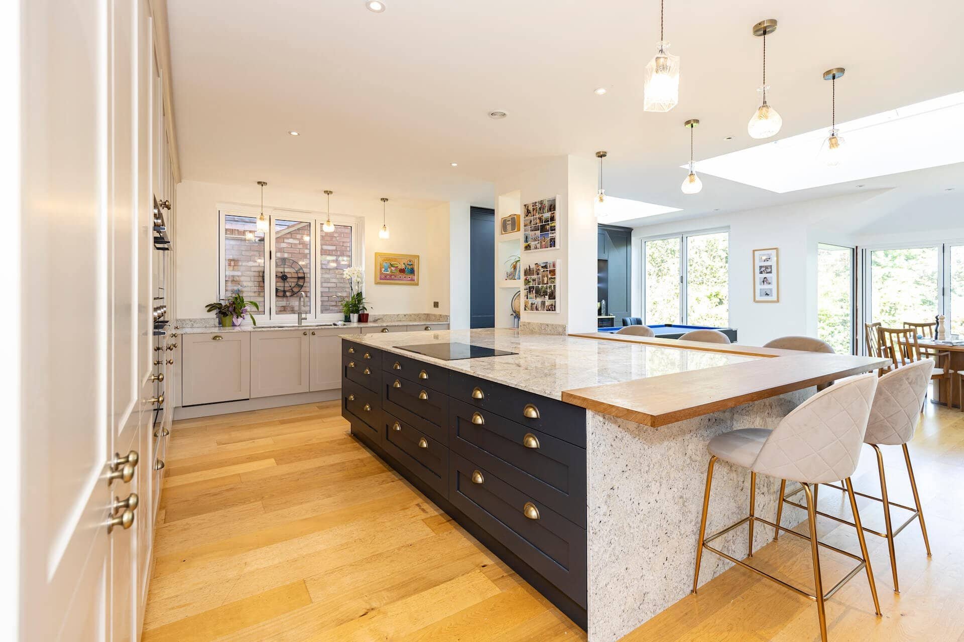 CLASSIC BLUE &amp; GREY SHAKER KITCHEN IN ST ALBANS