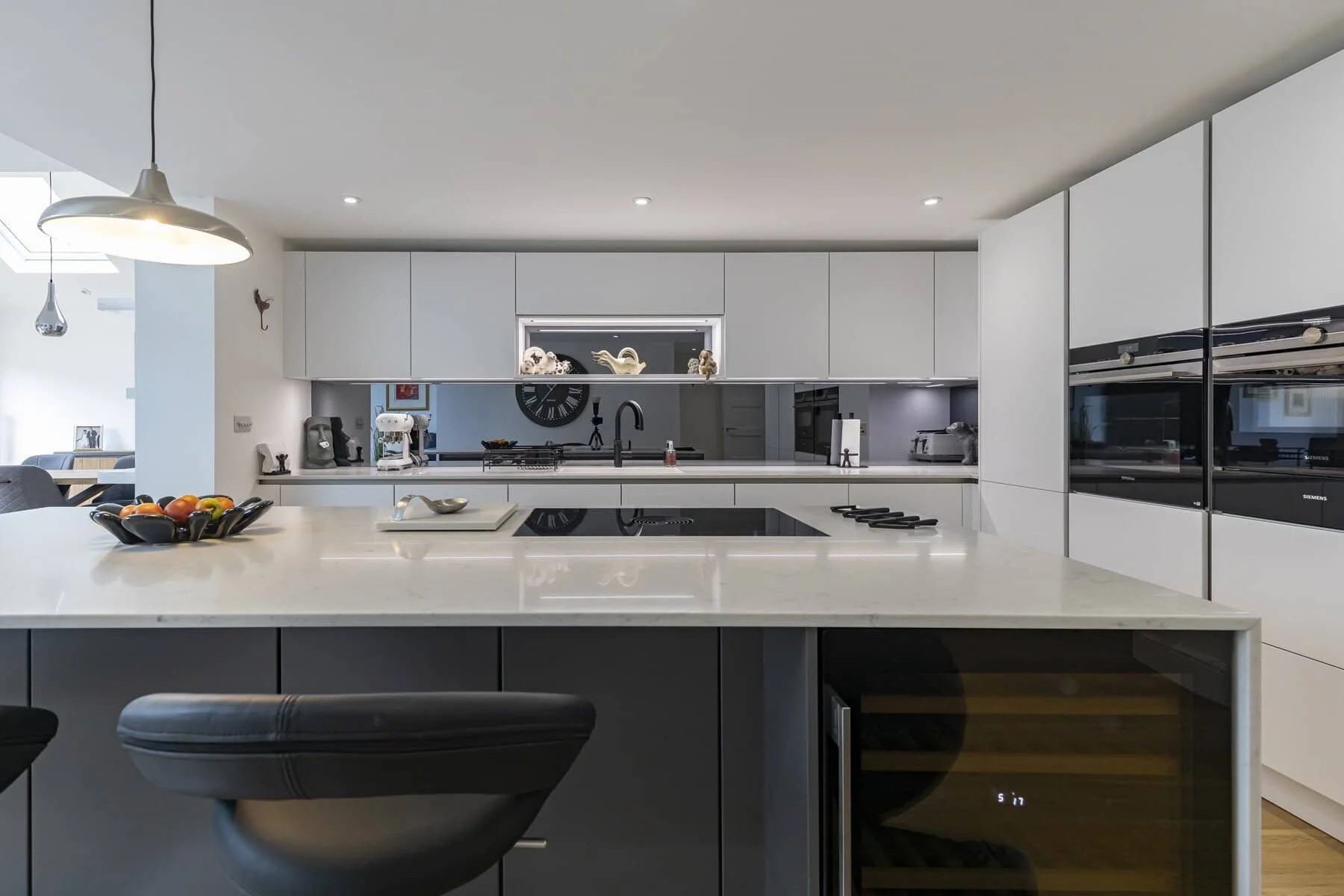 CONTEMPORARY WHITE &amp; GREY KITCHEN ON JENKINS AVENUE