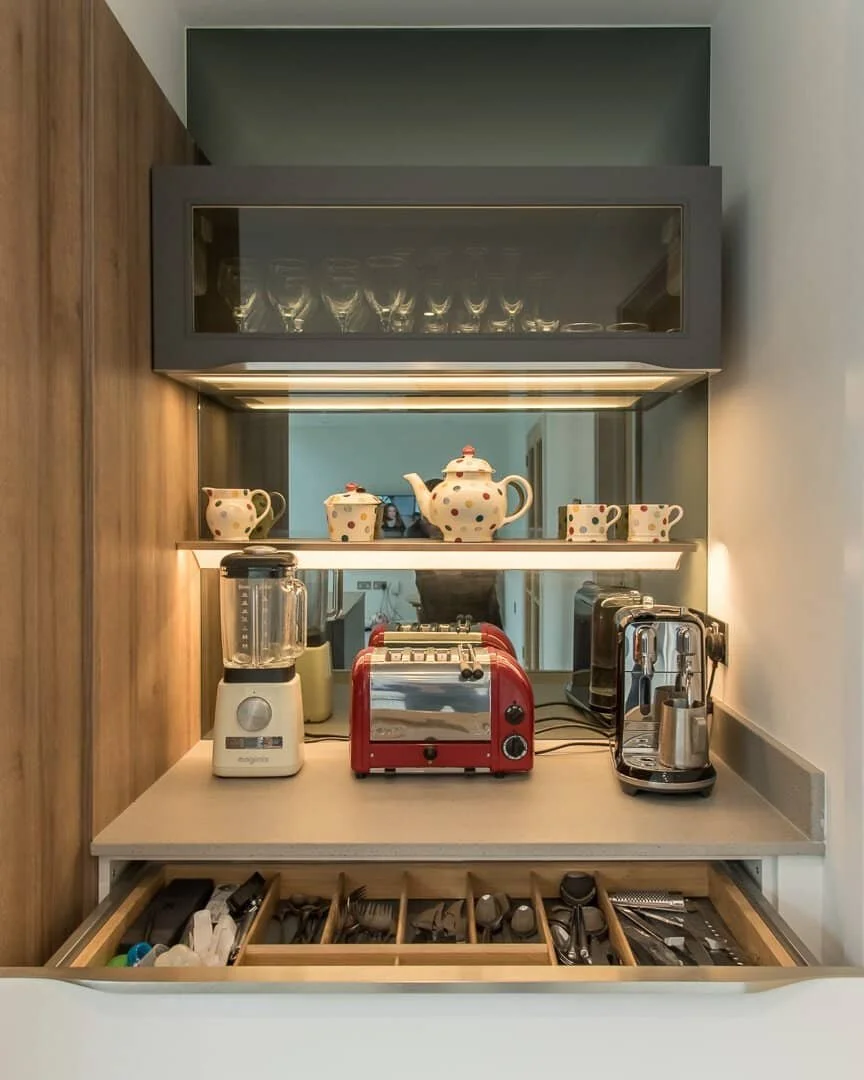SCANDINAVIAN WHITE &amp; GREY KITCHEN ON ROWLATT DRIVE