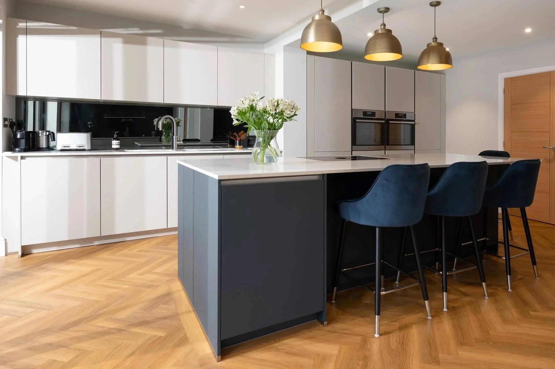 MODERN LIGHT GREY & DEEP BLUE KITCHEN IN ST ALBANS