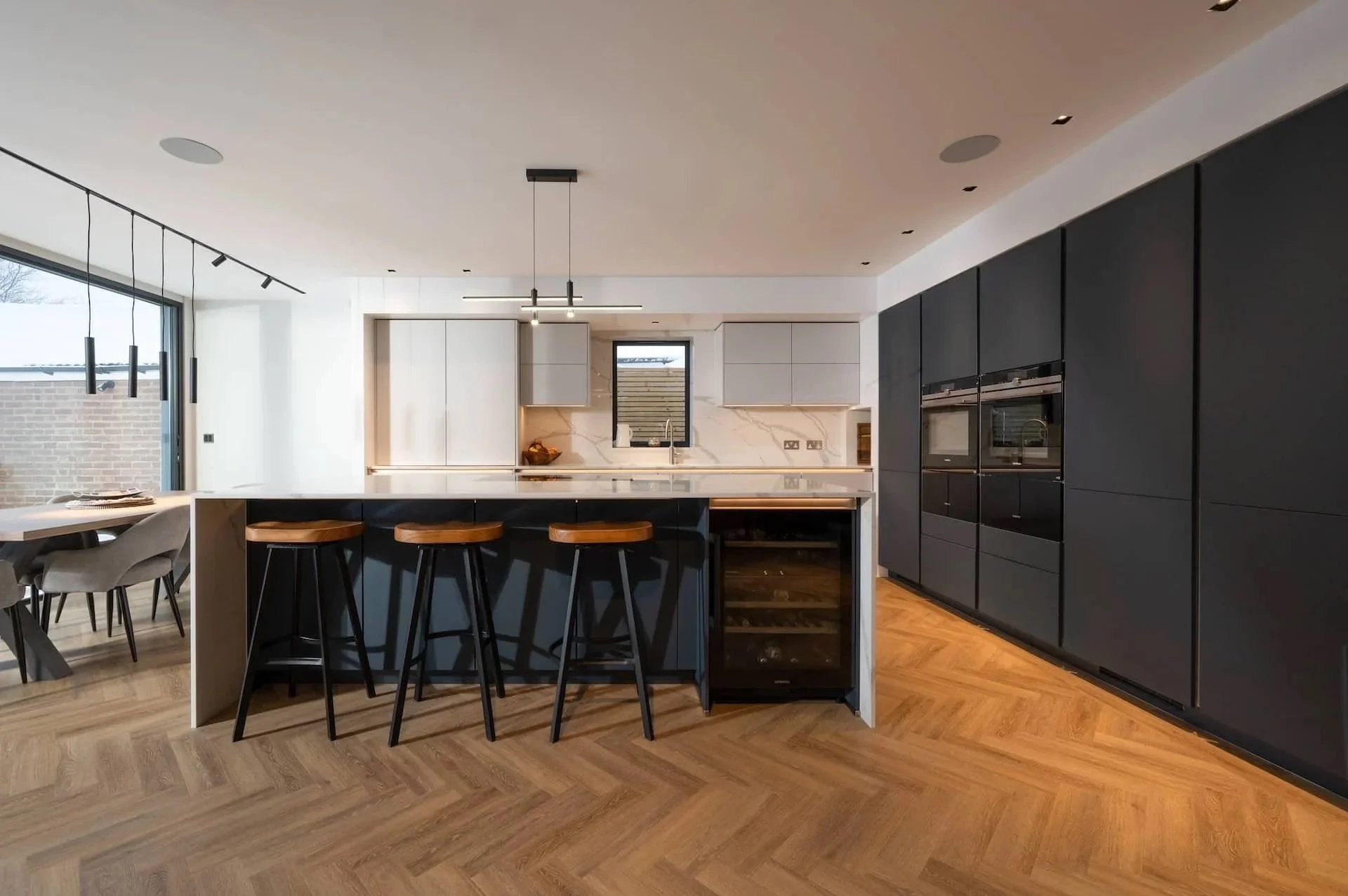 MODERN DUOTONE KITCHEN & UTILITY IN ST ALBANS