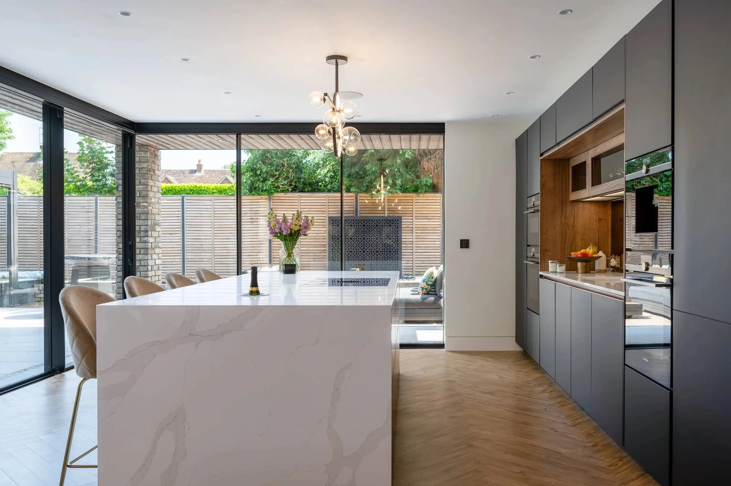 GREY & WHITE CONTEMPORARY KITCHEN IN MIDWAY