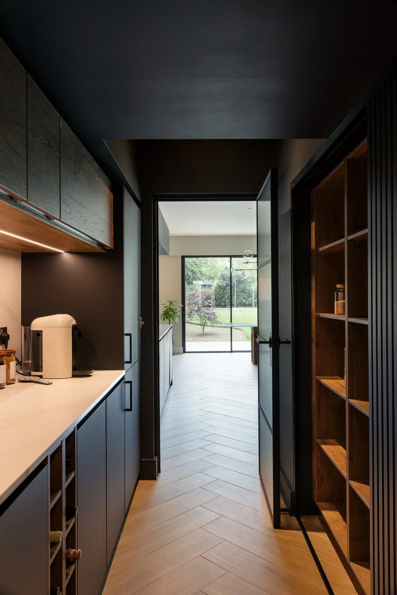 Graphite Handleless Kitchen in St Albans