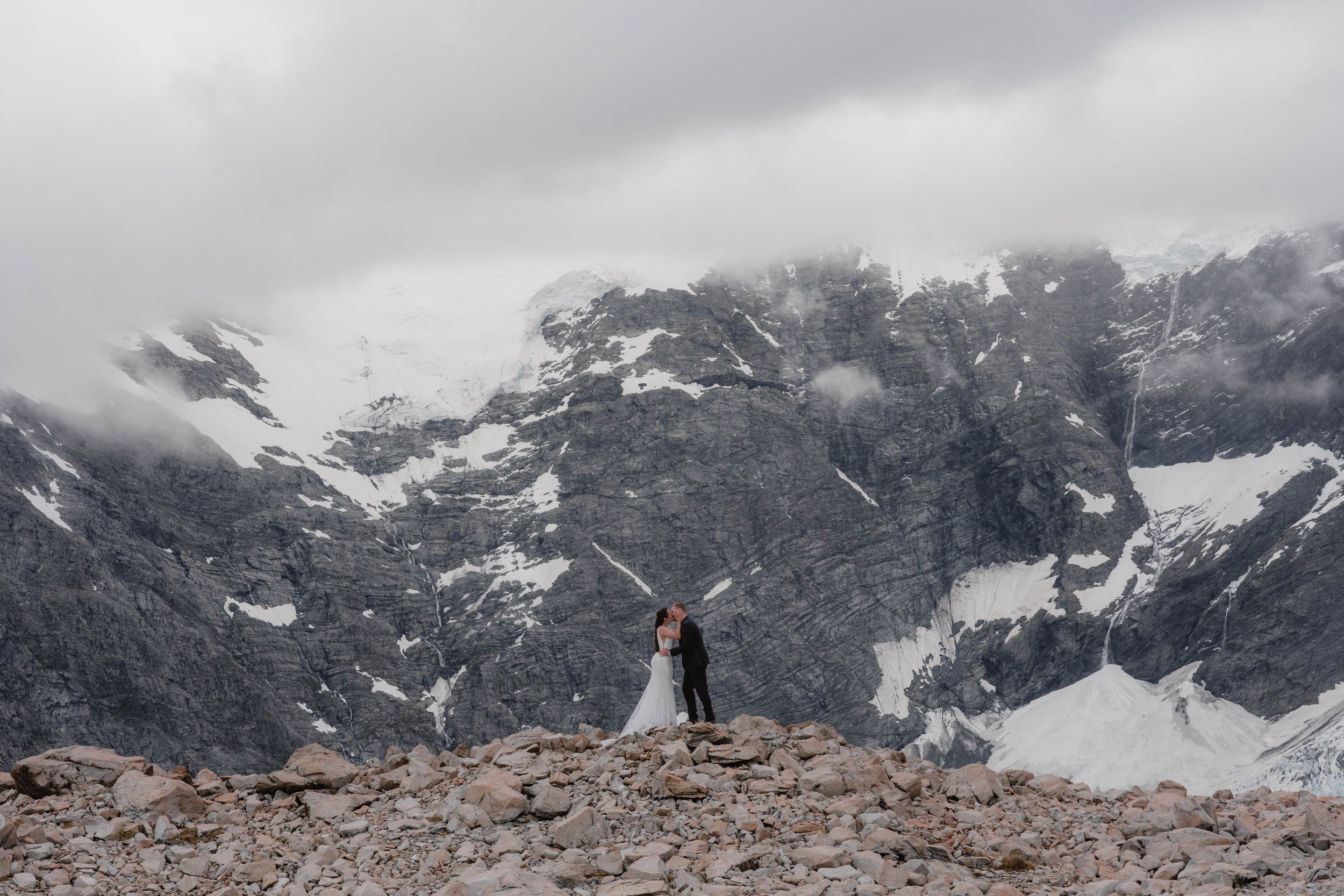 Victoria & Dylan - Mueller Hut-257.jpg
