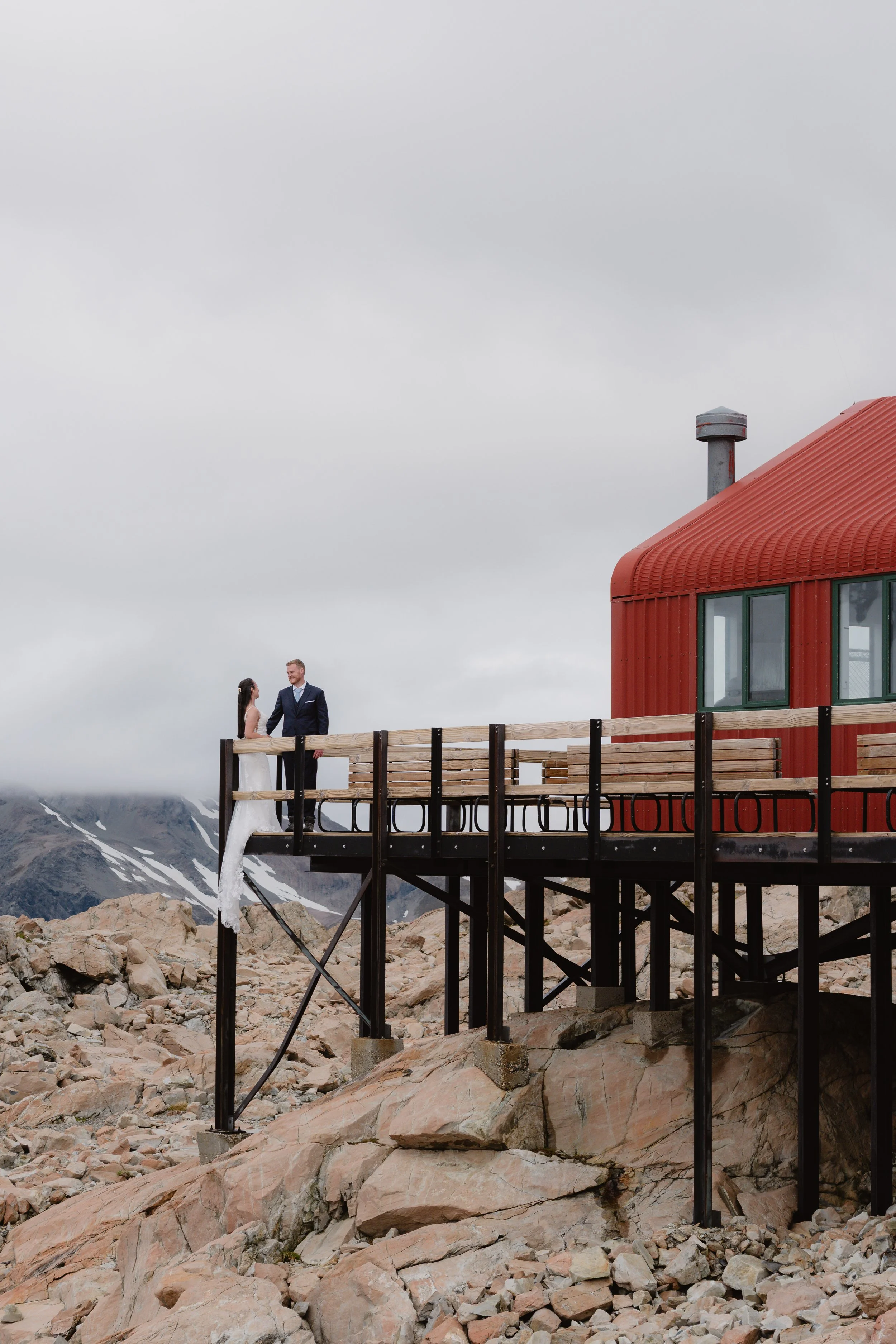 Victoria & Dylan - Mueller Hut-183.jpg