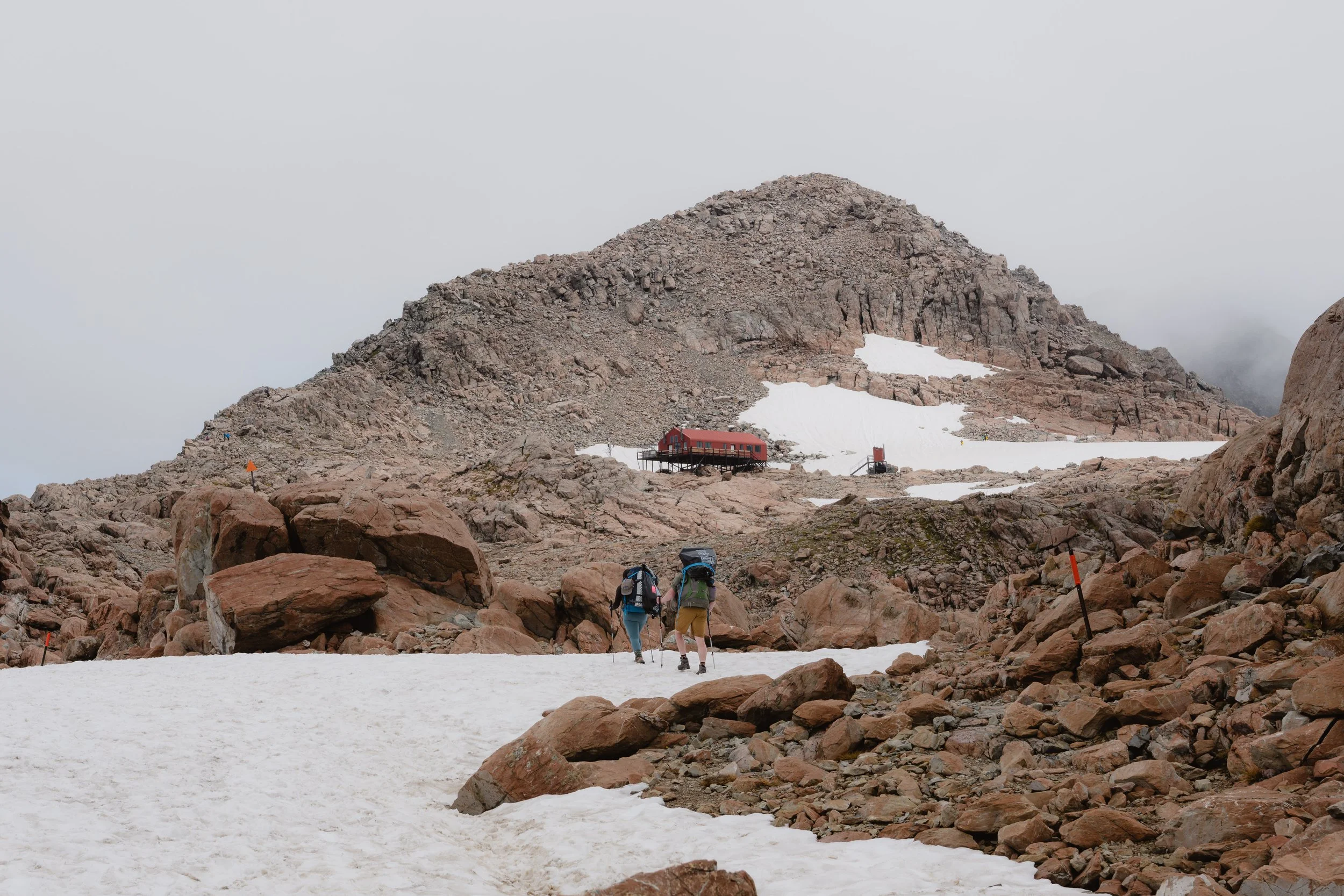 Victoria & Dylan - Mueller Hut-34.jpg