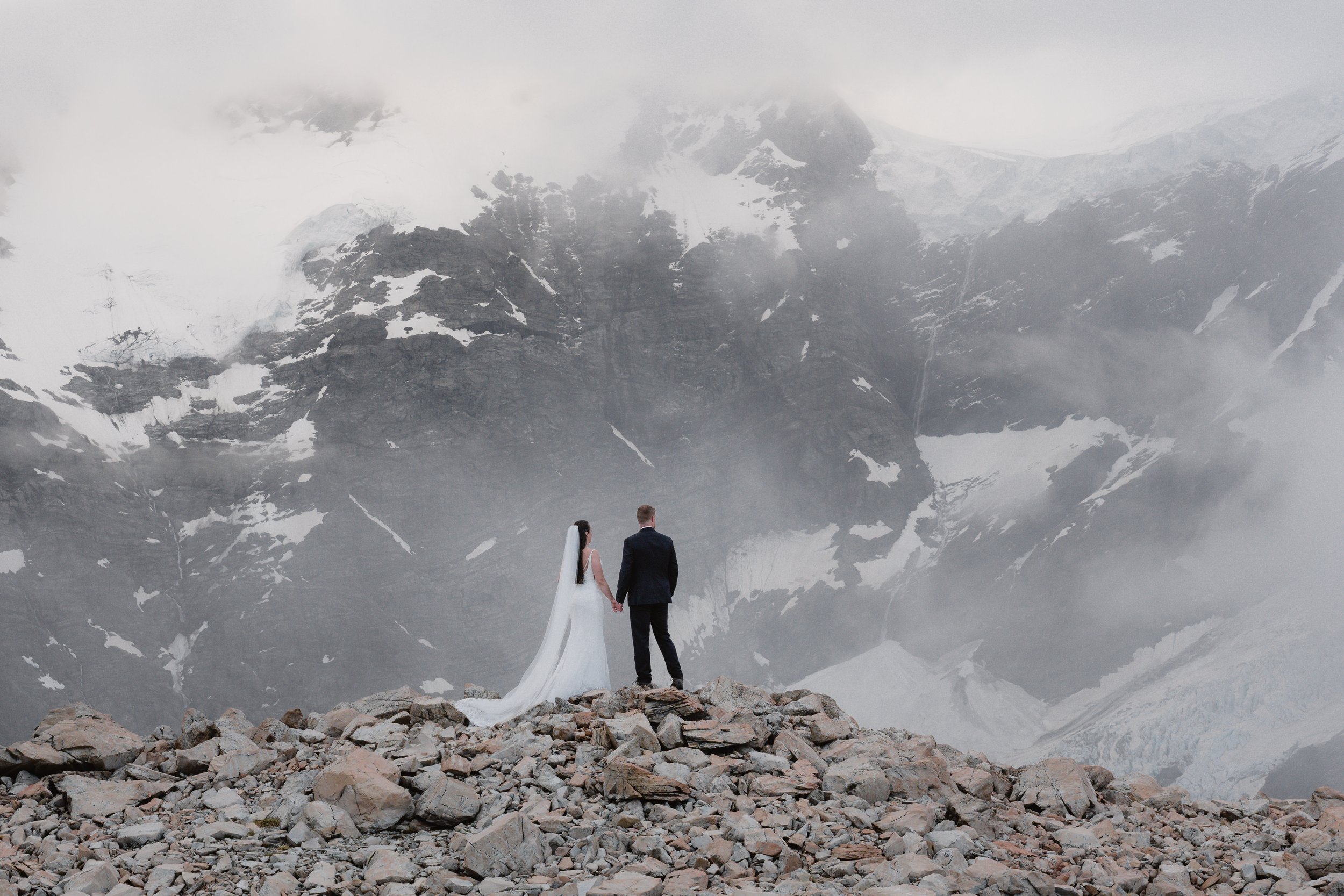 Victoria & Dylan - Mueller Hut-306.jpg