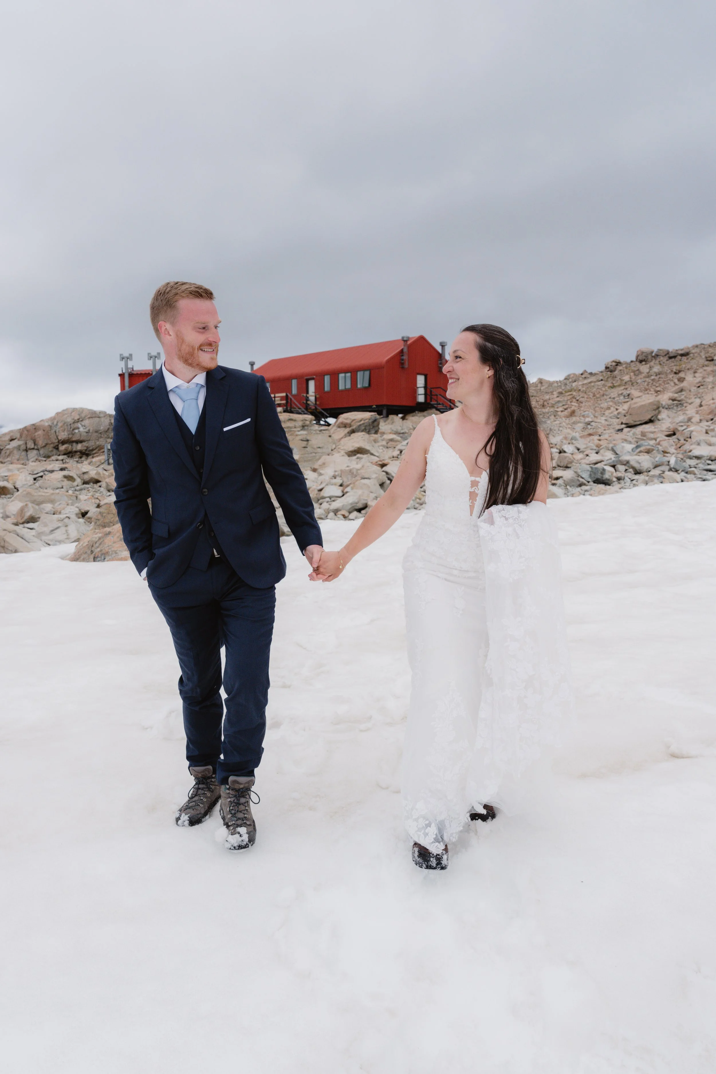 Victoria & Dylan - Mueller Hut-227.jpg