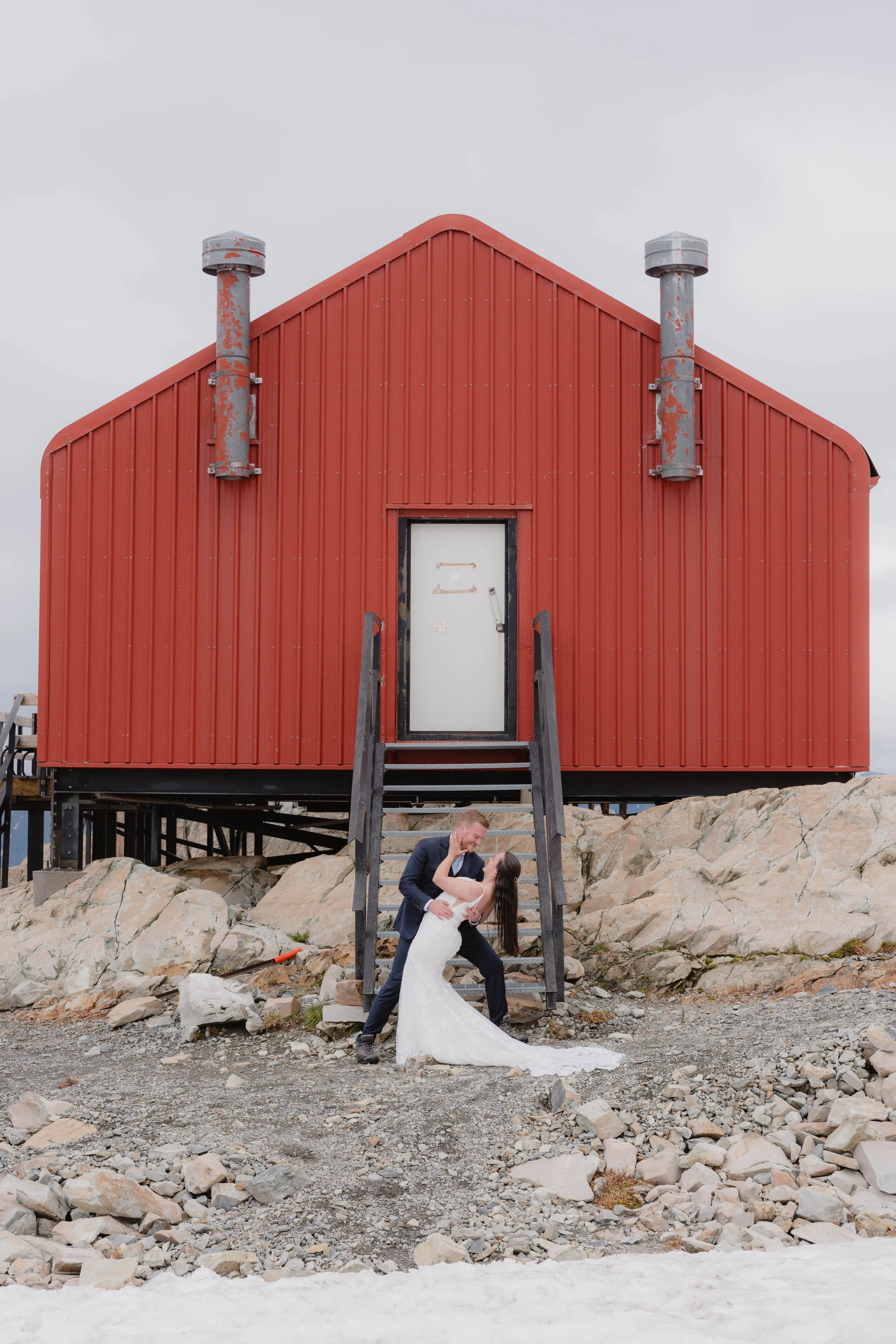 Victoria & Dylan - Mueller Hut-211.jpg