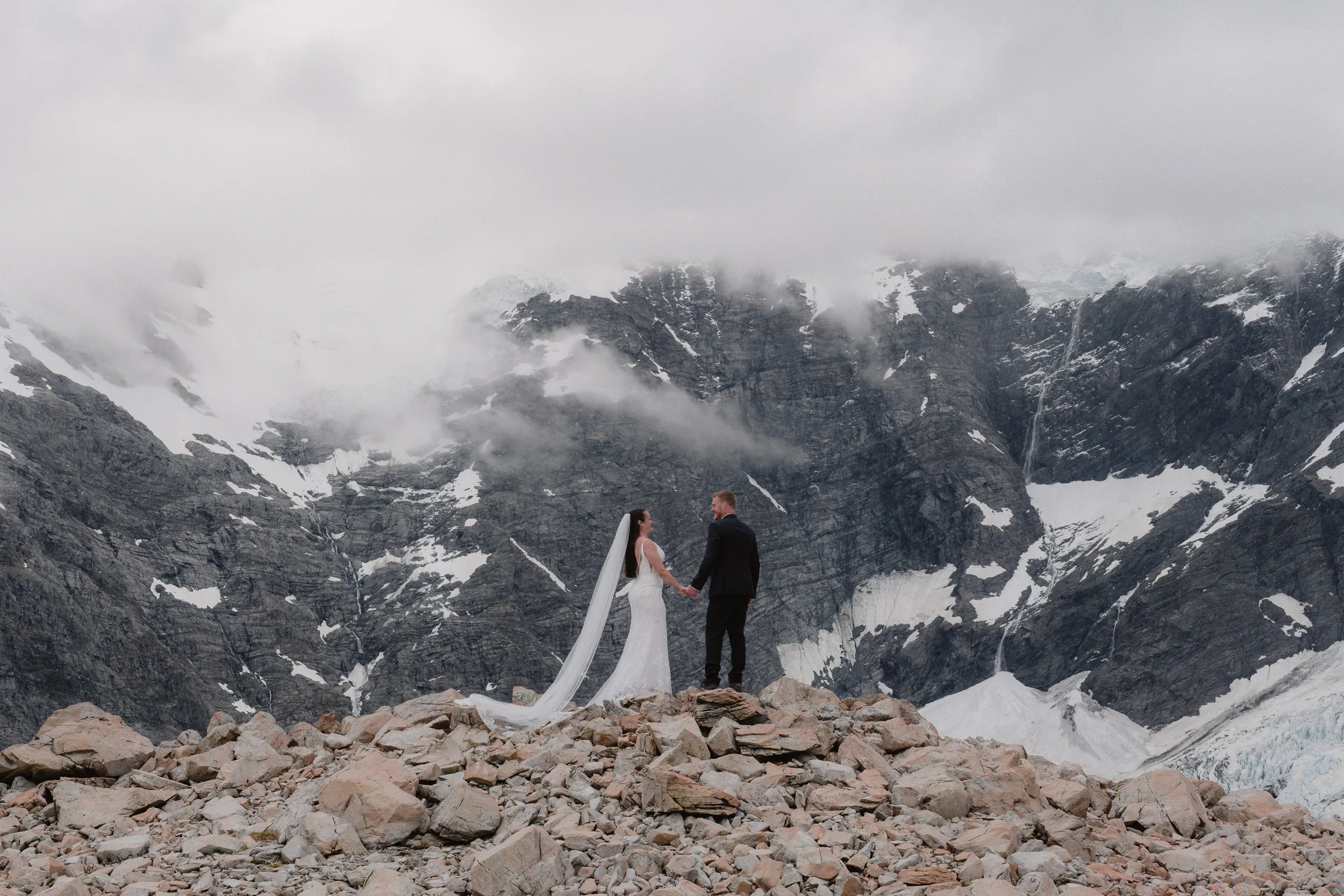 Victoria & Dylan - Mueller Hut-264.jpg