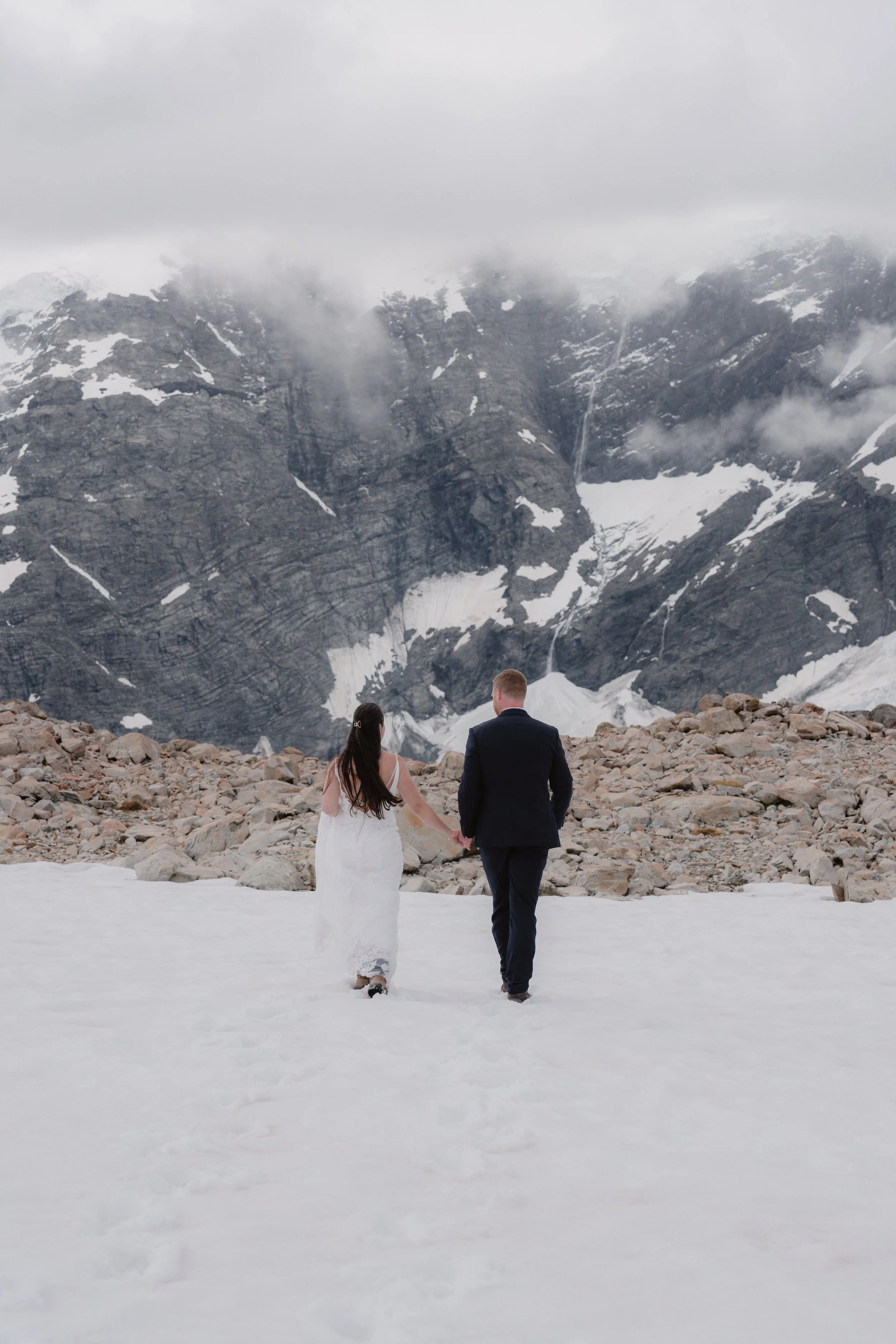 Victoria & Dylan - Mueller Hut-252.jpg