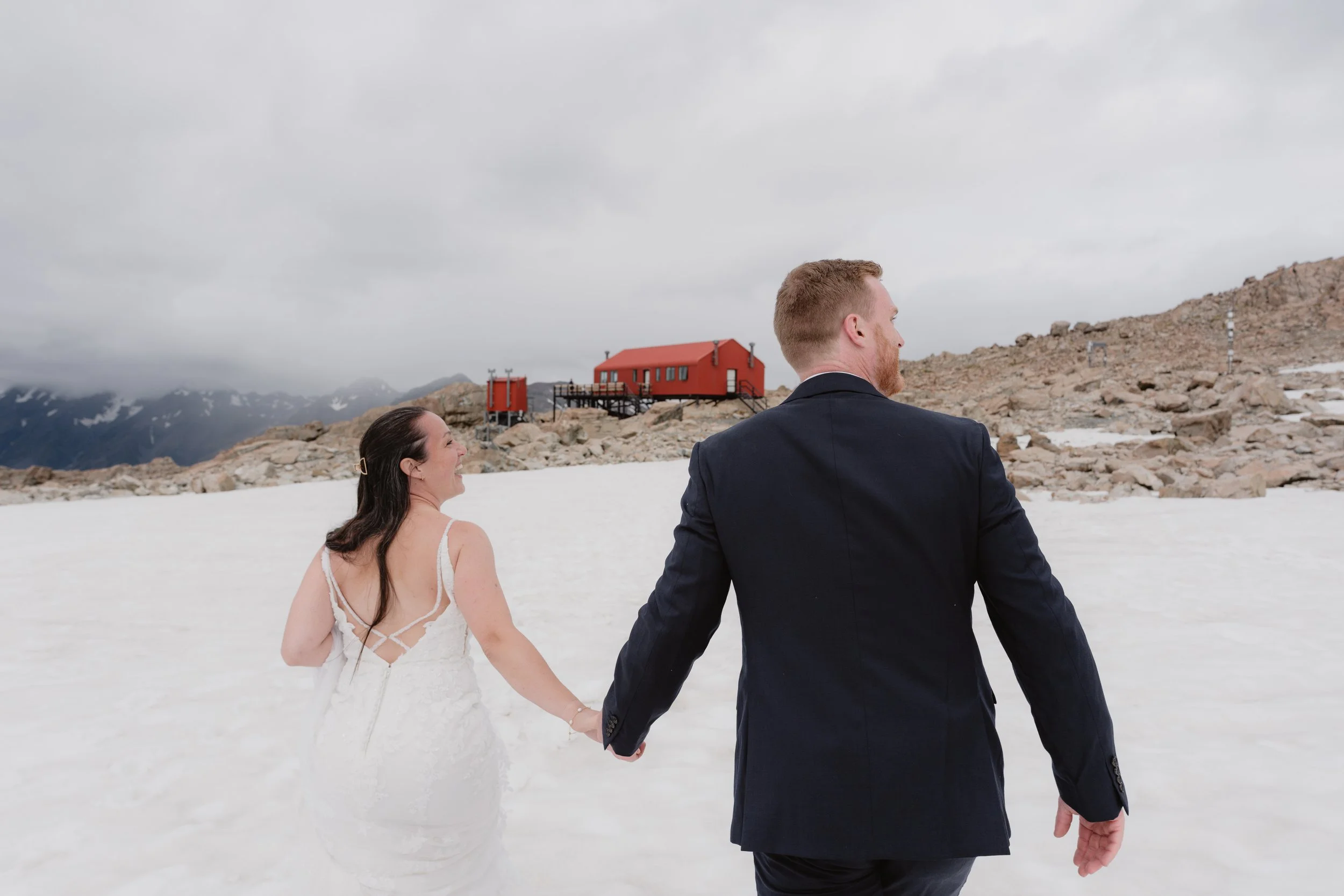 Victoria & Dylan - Mueller Hut-90.jpg