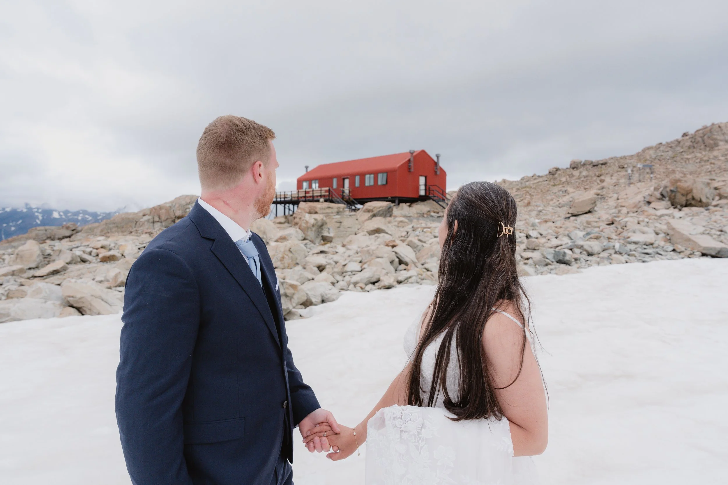 Victoria & Dylan - Mueller Hut-223.jpg