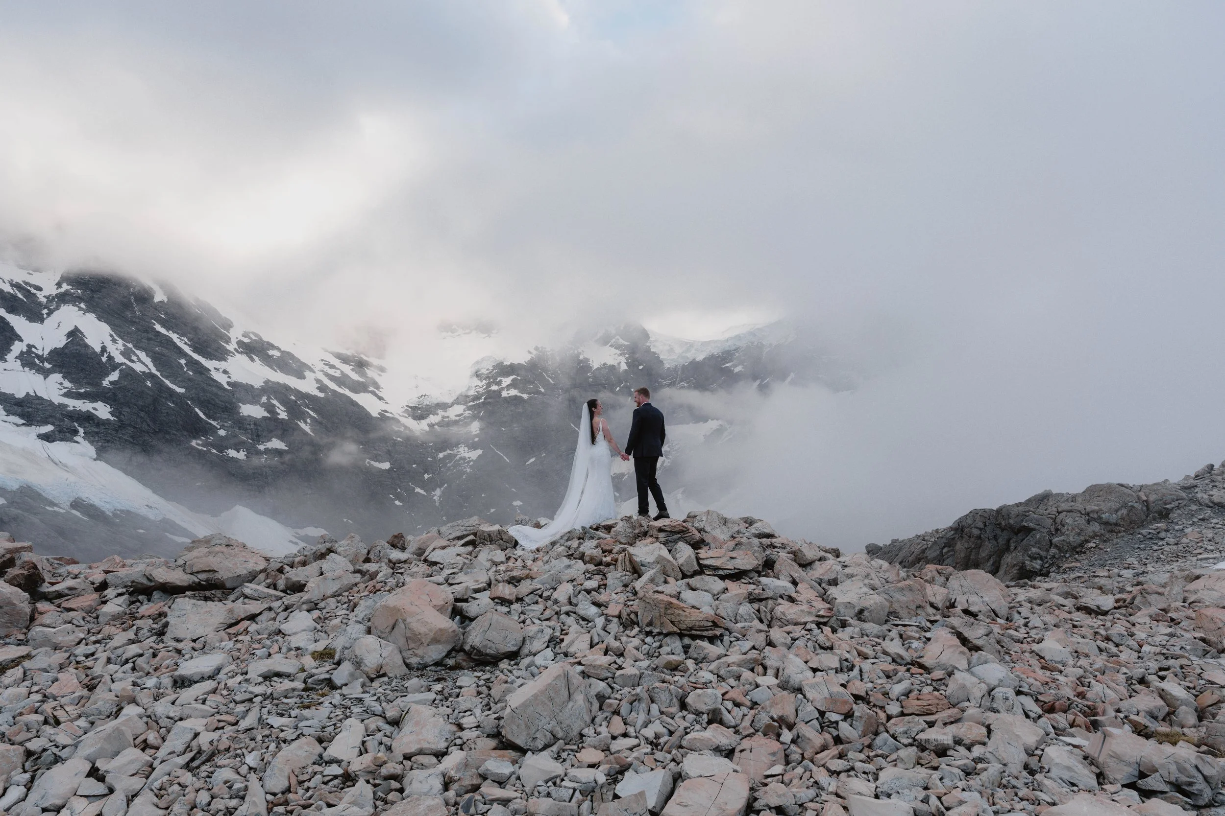 Victoria & Dylan - Mueller Hut-310.jpg