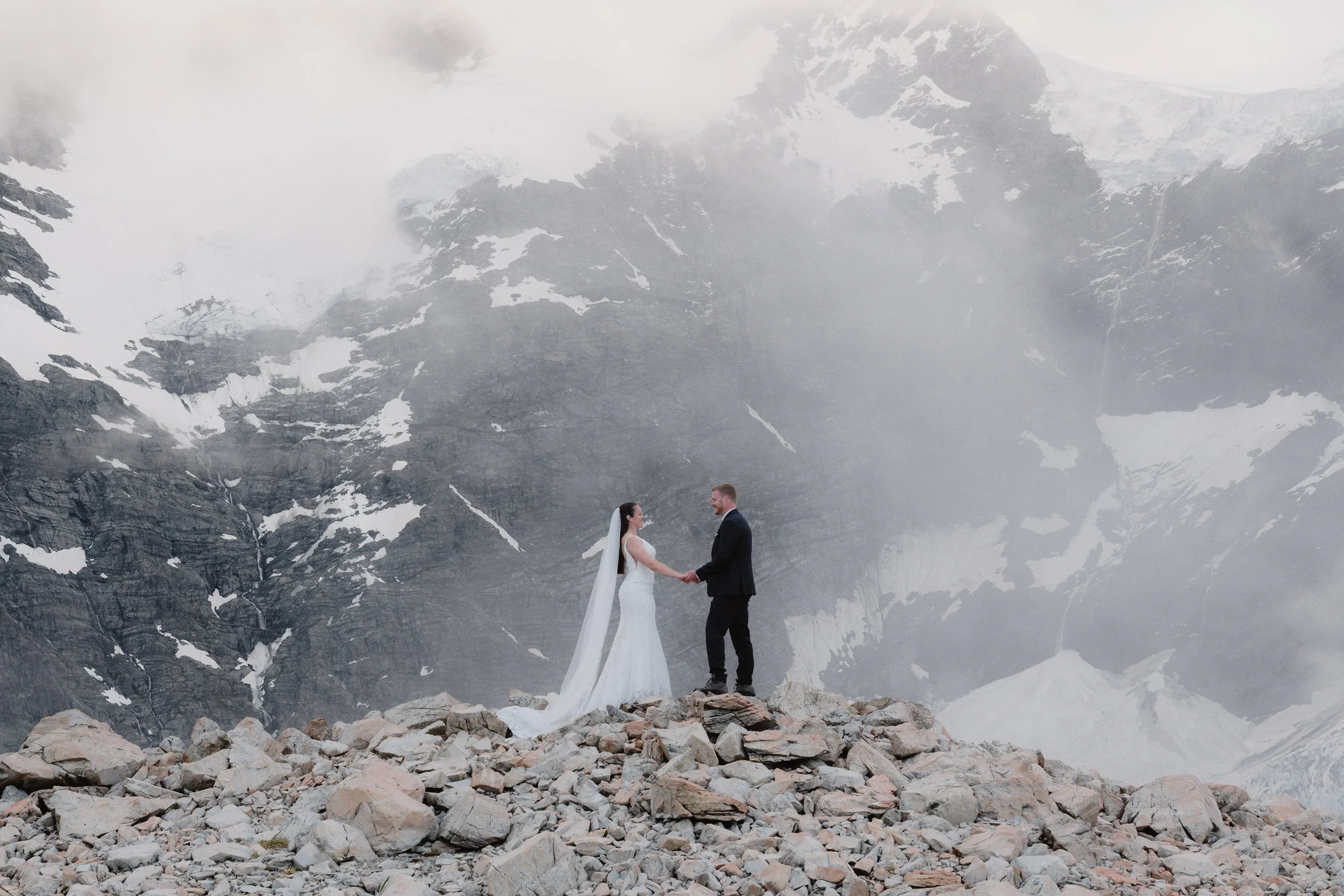 Victoria & Dylan - Mueller Hut-293.jpg