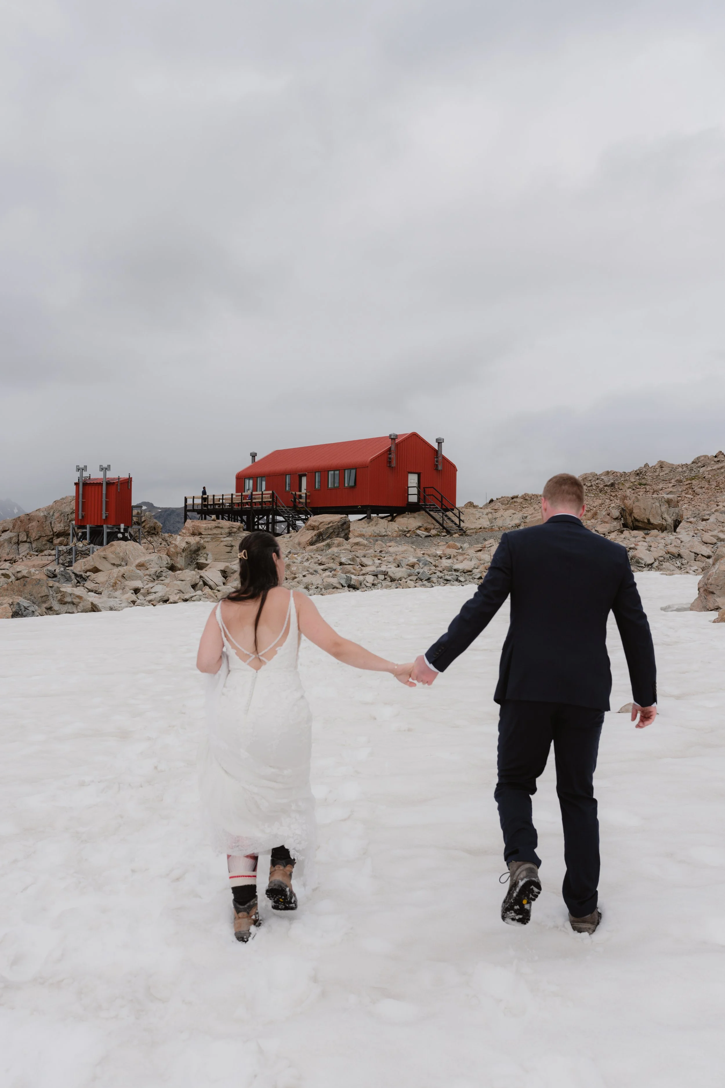 Victoria & Dylan - Mueller Hut-93.jpg
