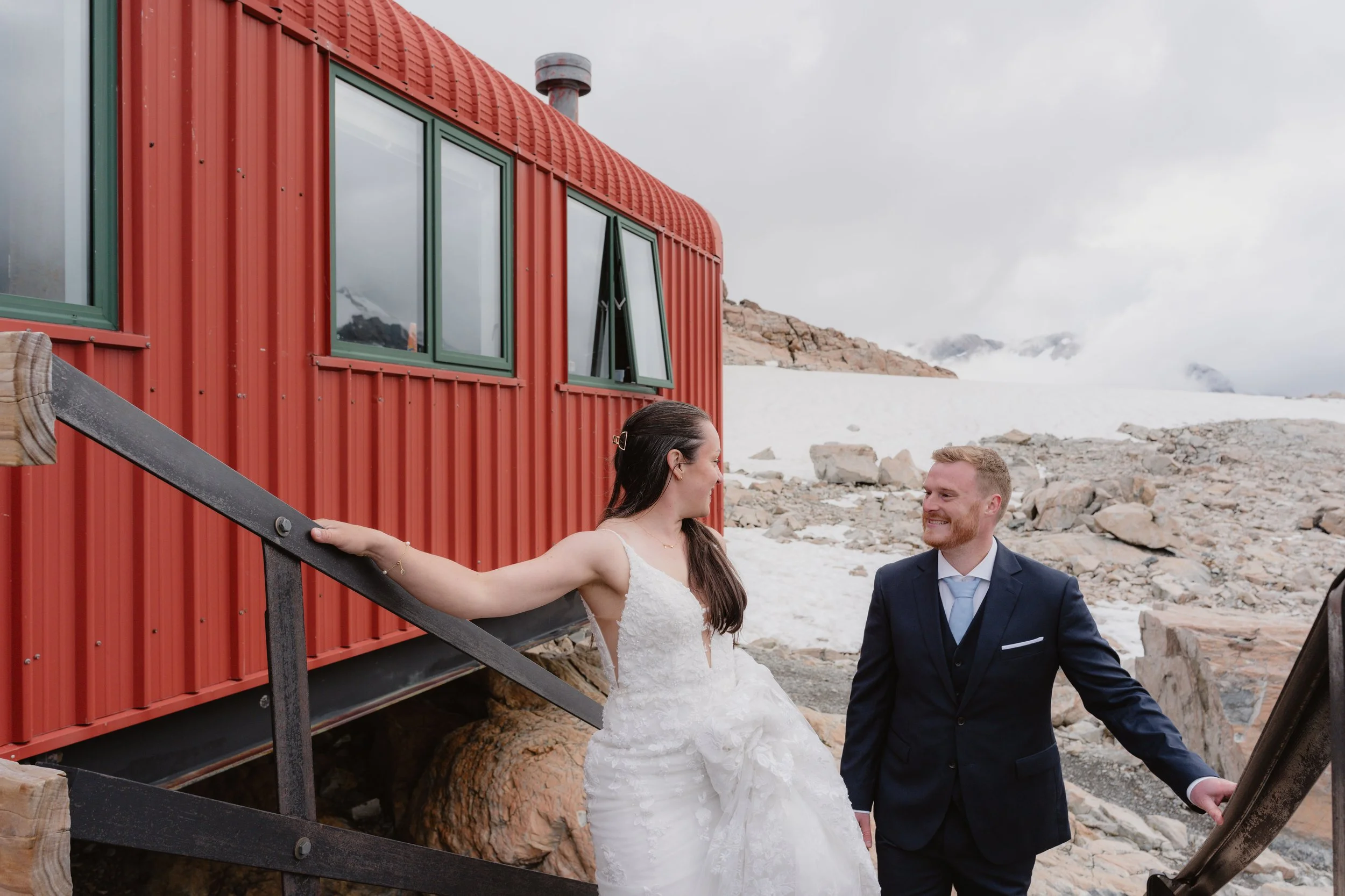 Victoria & Dylan - Mueller Hut-99.jpg