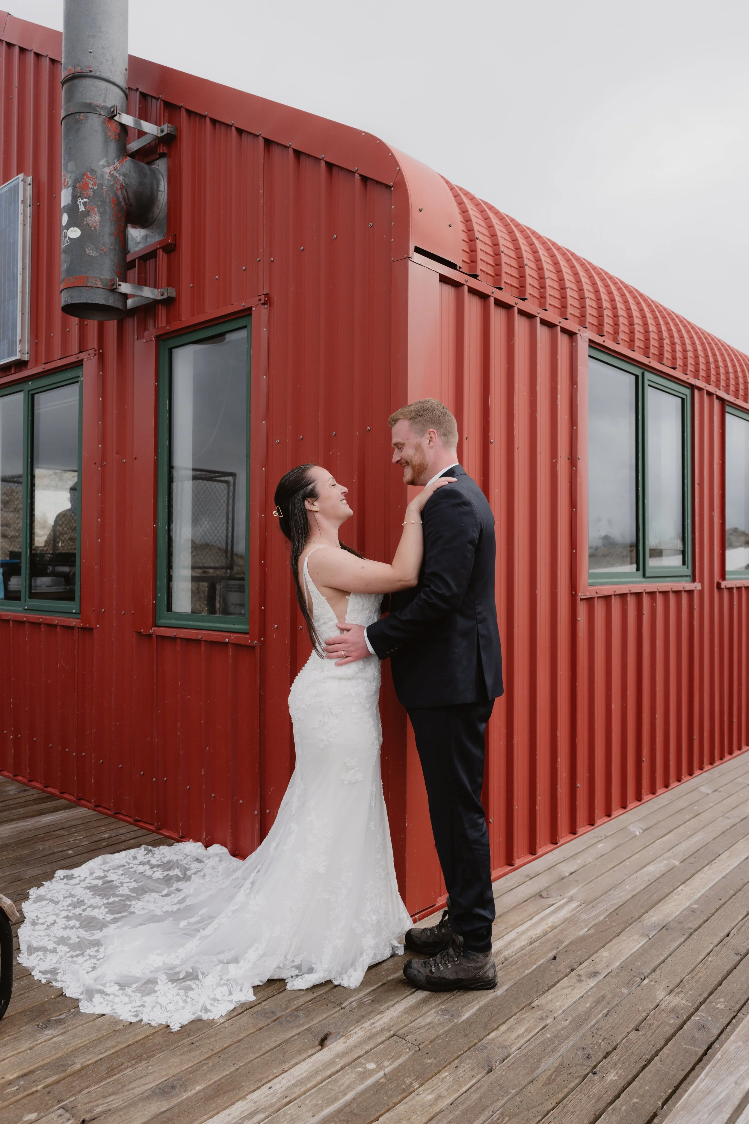 Victoria & Dylan - Mueller Hut-177.jpg