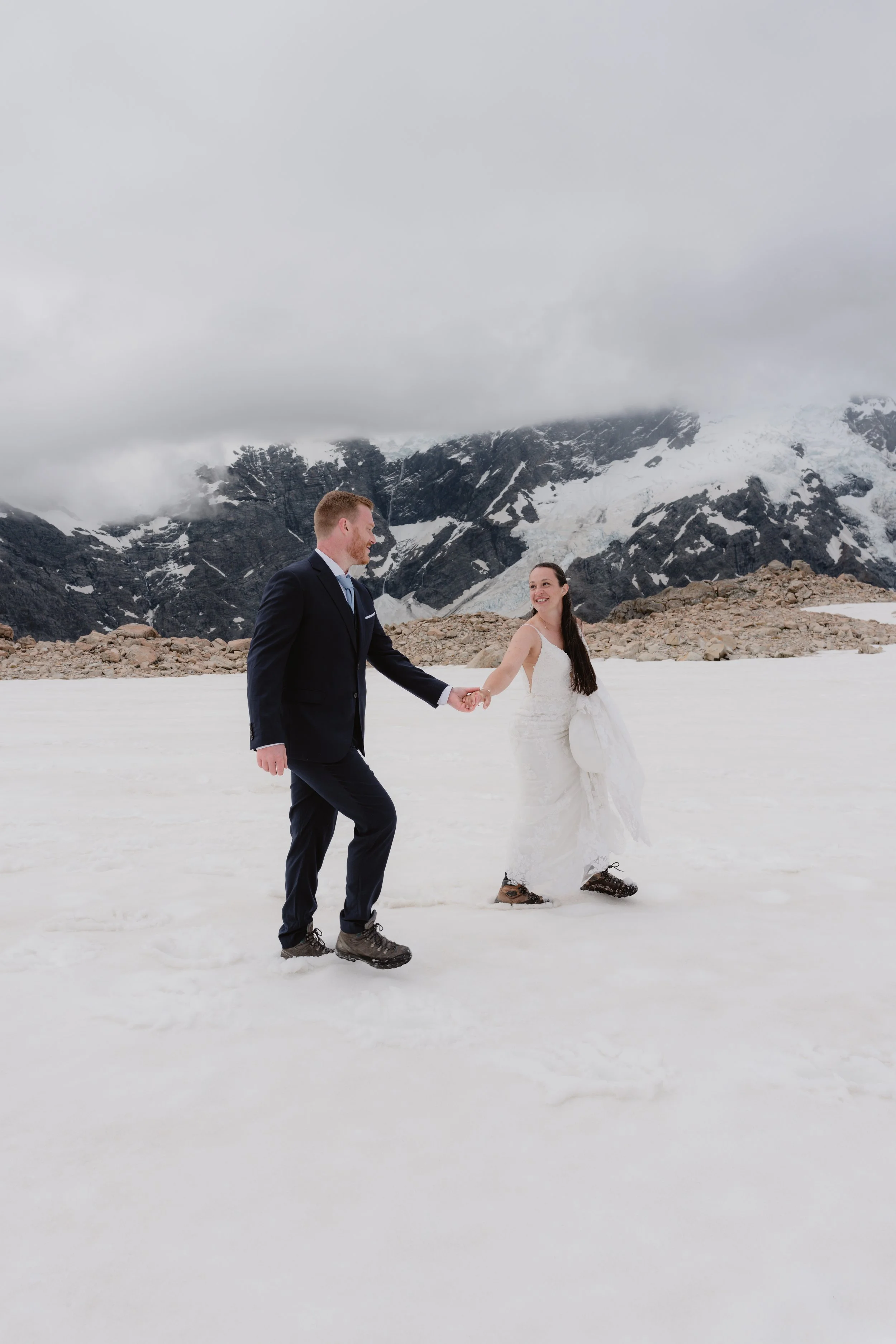 Victoria & Dylan - Mueller Hut-87.jpg